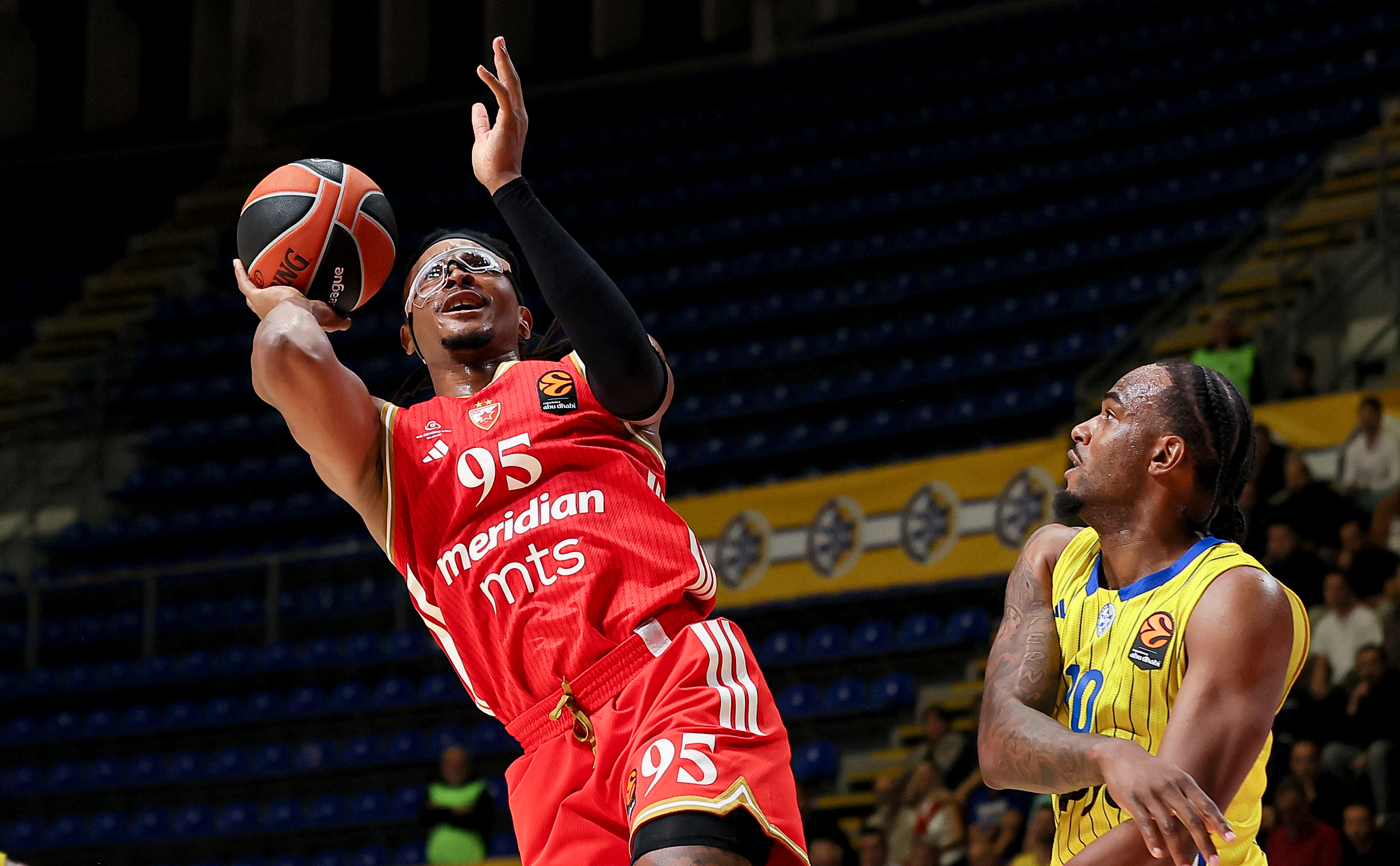 during Maccabi Tel Aviv v Crvena Zvezda basketball match of Euroleague 2025/26 round 8 on October 30. 2025. in Belgrade, Serbia.
(photo by Luka Milosavljevic/STARSPORT ©)