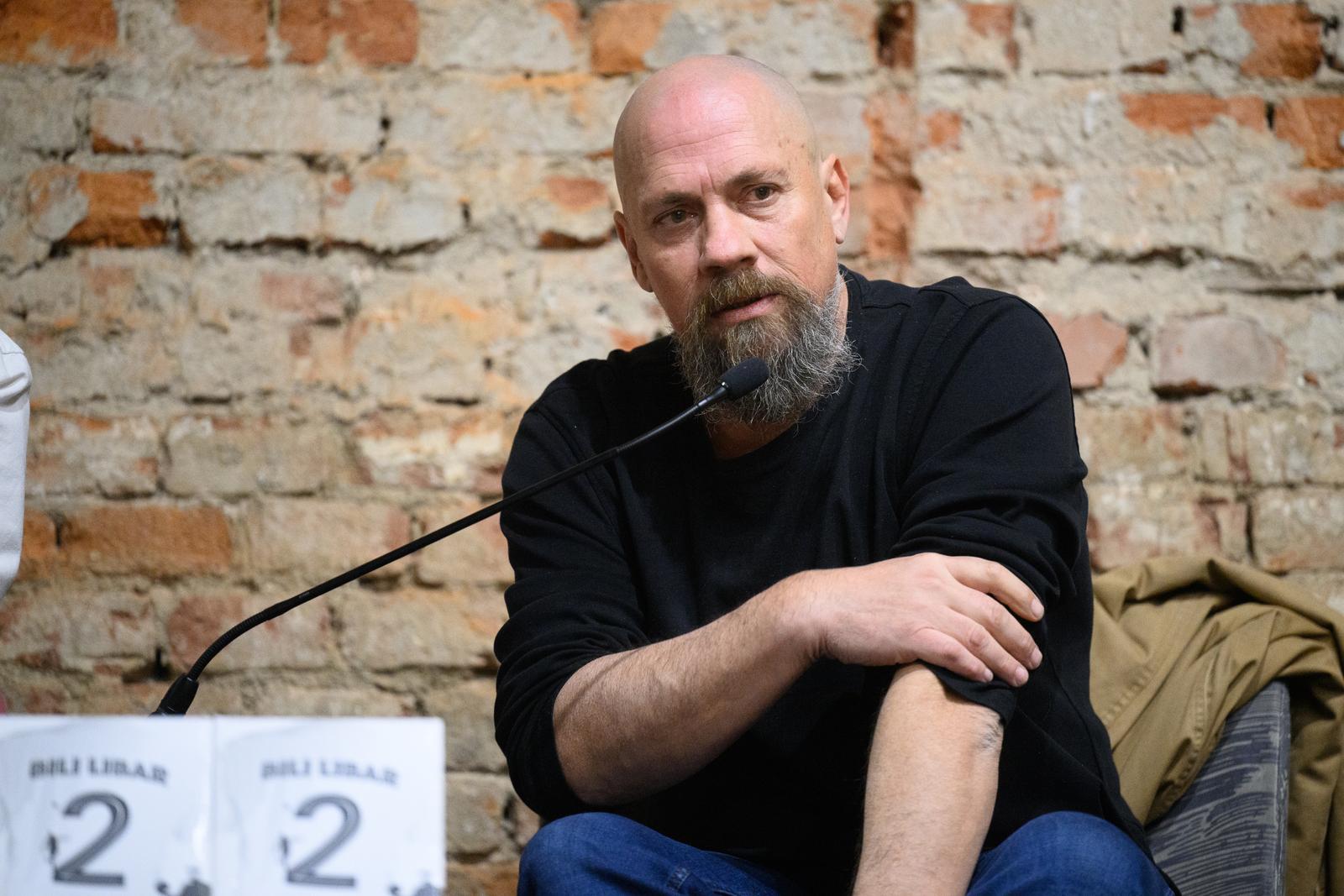 Zagreb: U Laubi predstavljena knjiga Borisa Dežulovića "Bili libar"