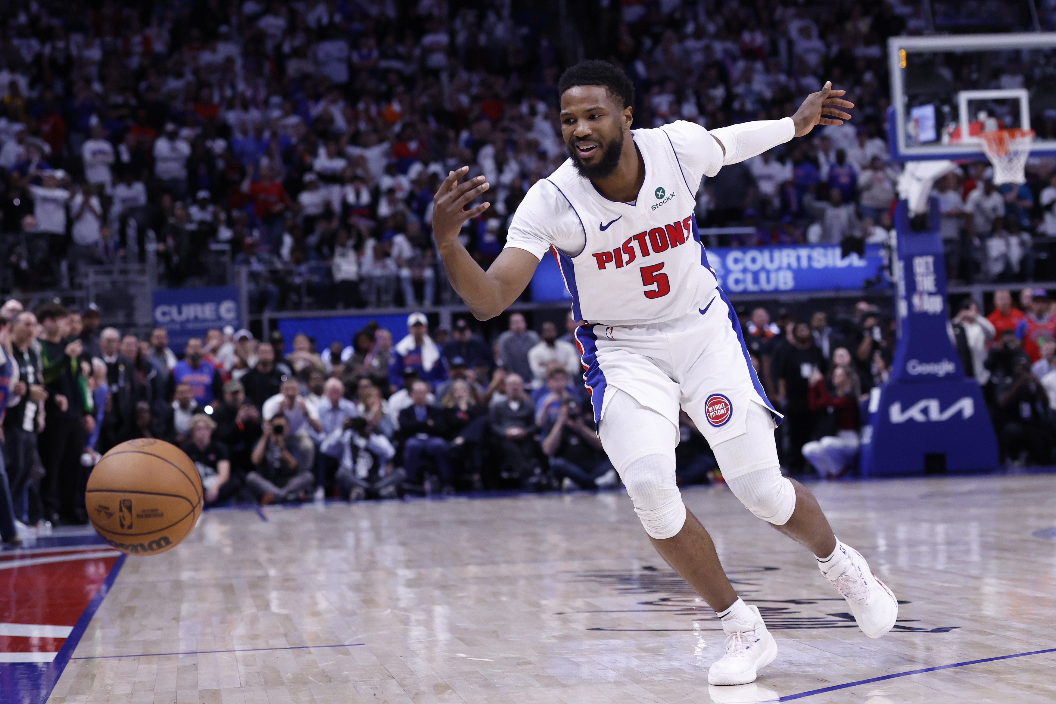 NBA: Playoffs-New York Knicks at Detroit Pistons
