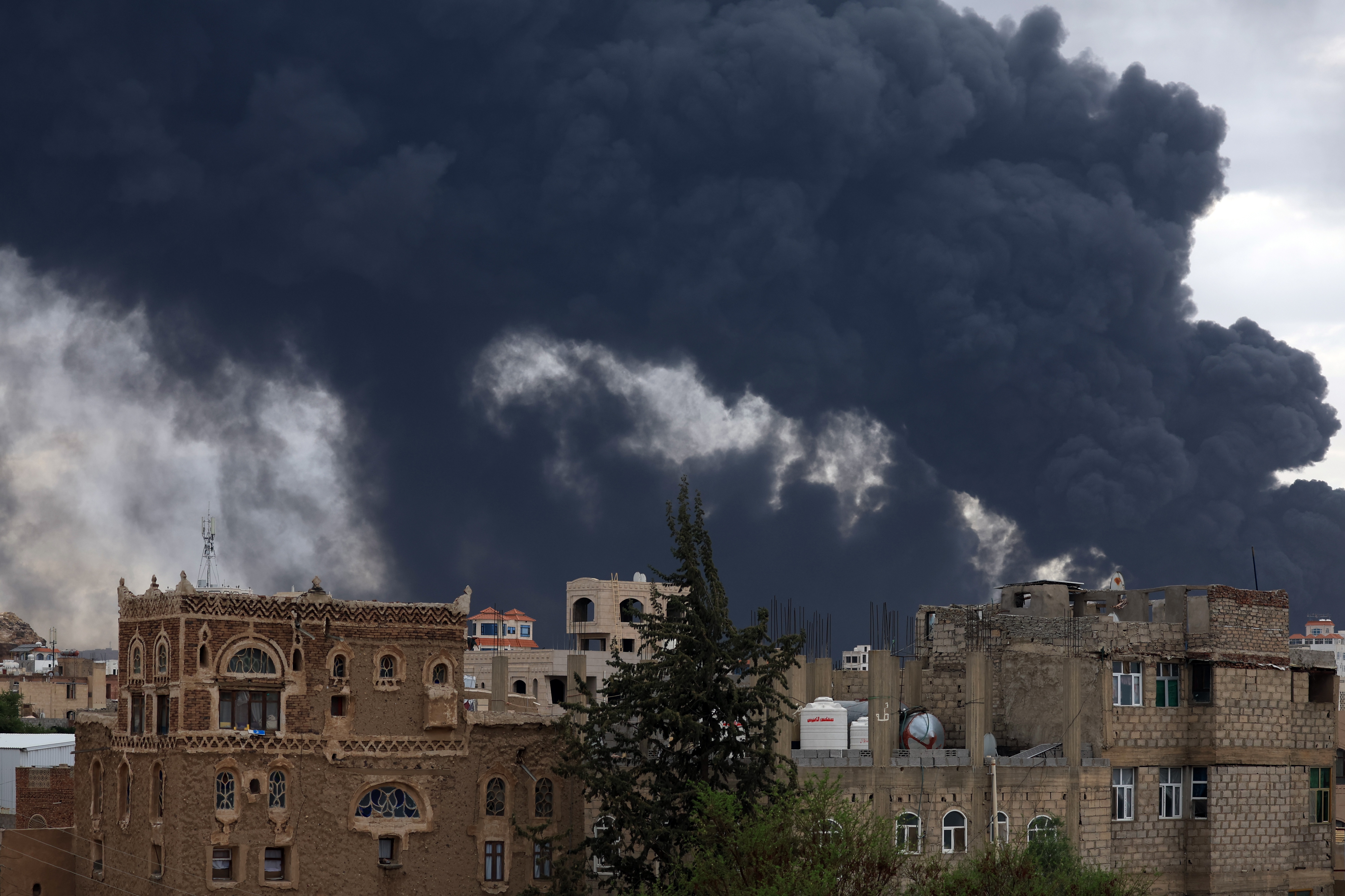 Israel airstrikes target positions in Sana'a