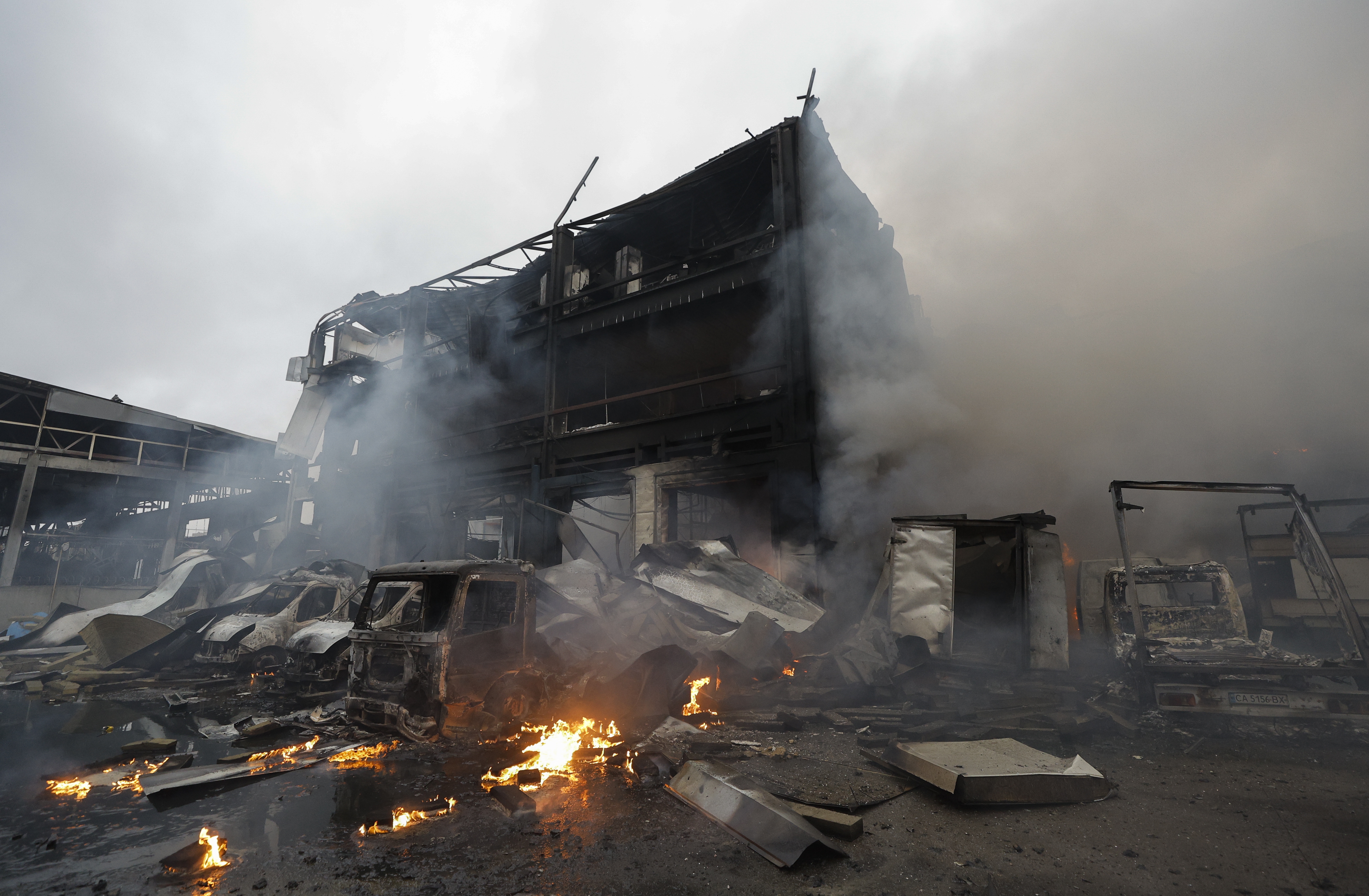 At least two killed, more than a dozen injured in overnight Russian strikes on Kyiv