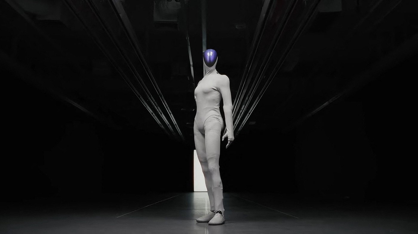 Un robot capable de marcher, parler et se déplacer comme un humain a été dévoilé par l'entreprise chinoise Xpeng