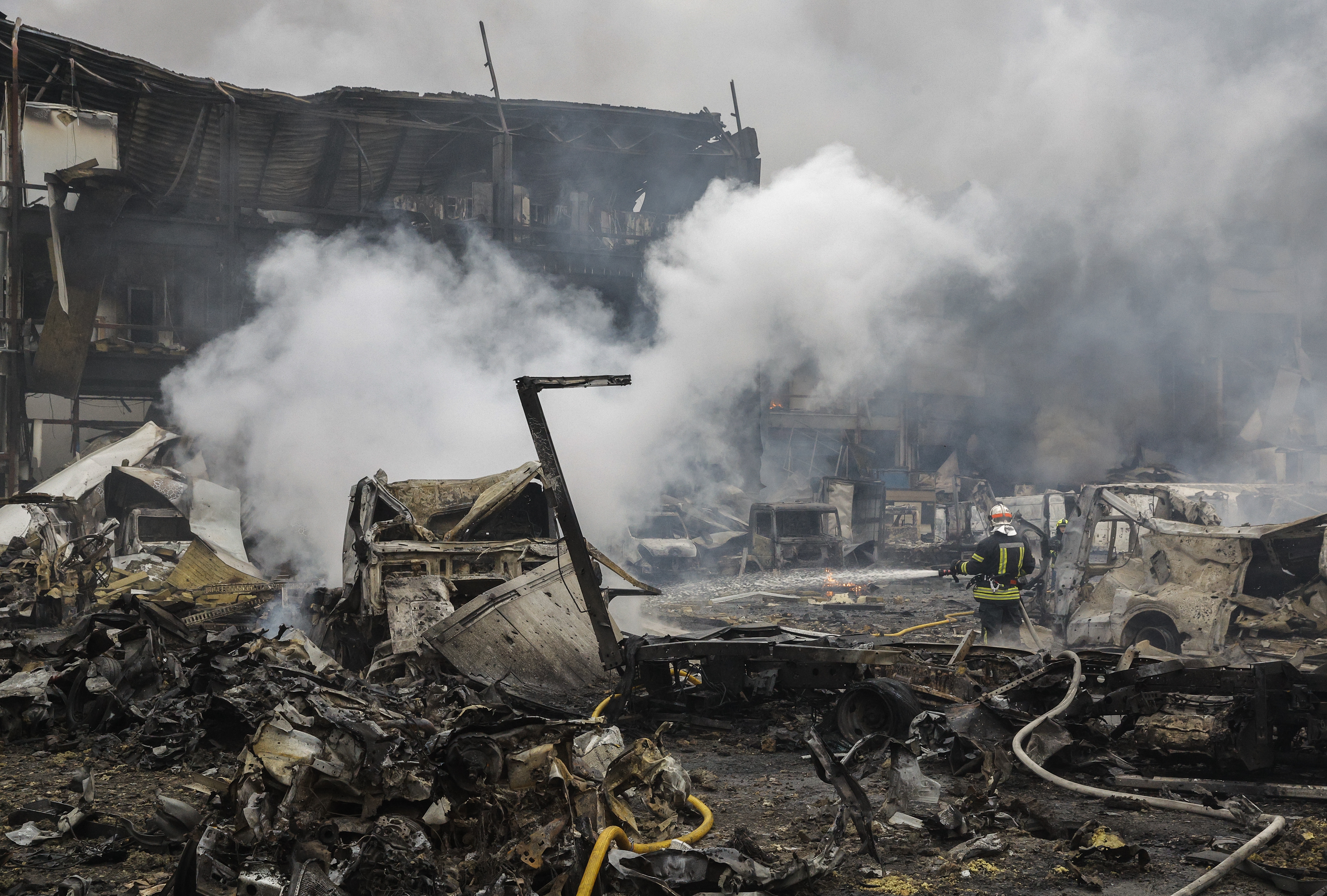 At least two killed, more than a dozen injured in overnight Russian strikes on Kyiv