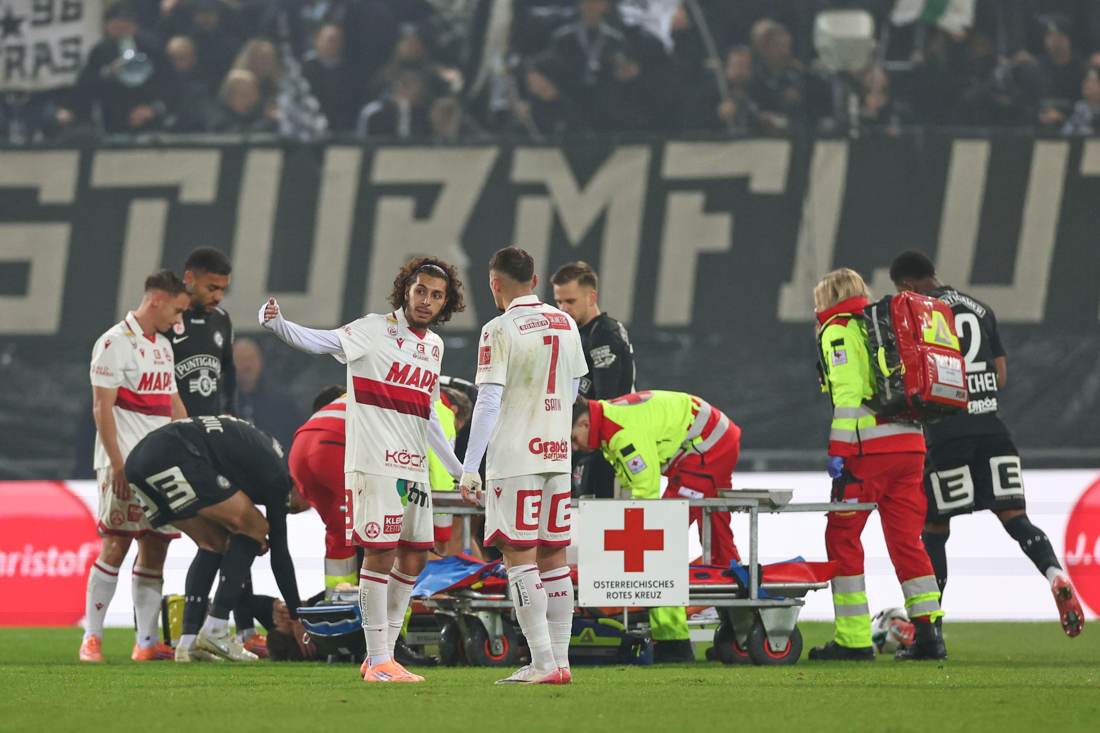 GRAZ, AUSTRIA, 07.DEC.25 - SOCCER - ADMIRAL Bundesliga, SK Sturm Graz vs Grazer AK 1902. The image shows Leon Grgic (STU) is hurt.