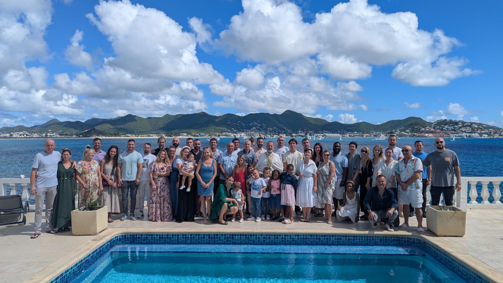 Zoran Milinković na treći Božić ustupio svoju vilu na Karibima pravoslavnim vernicima