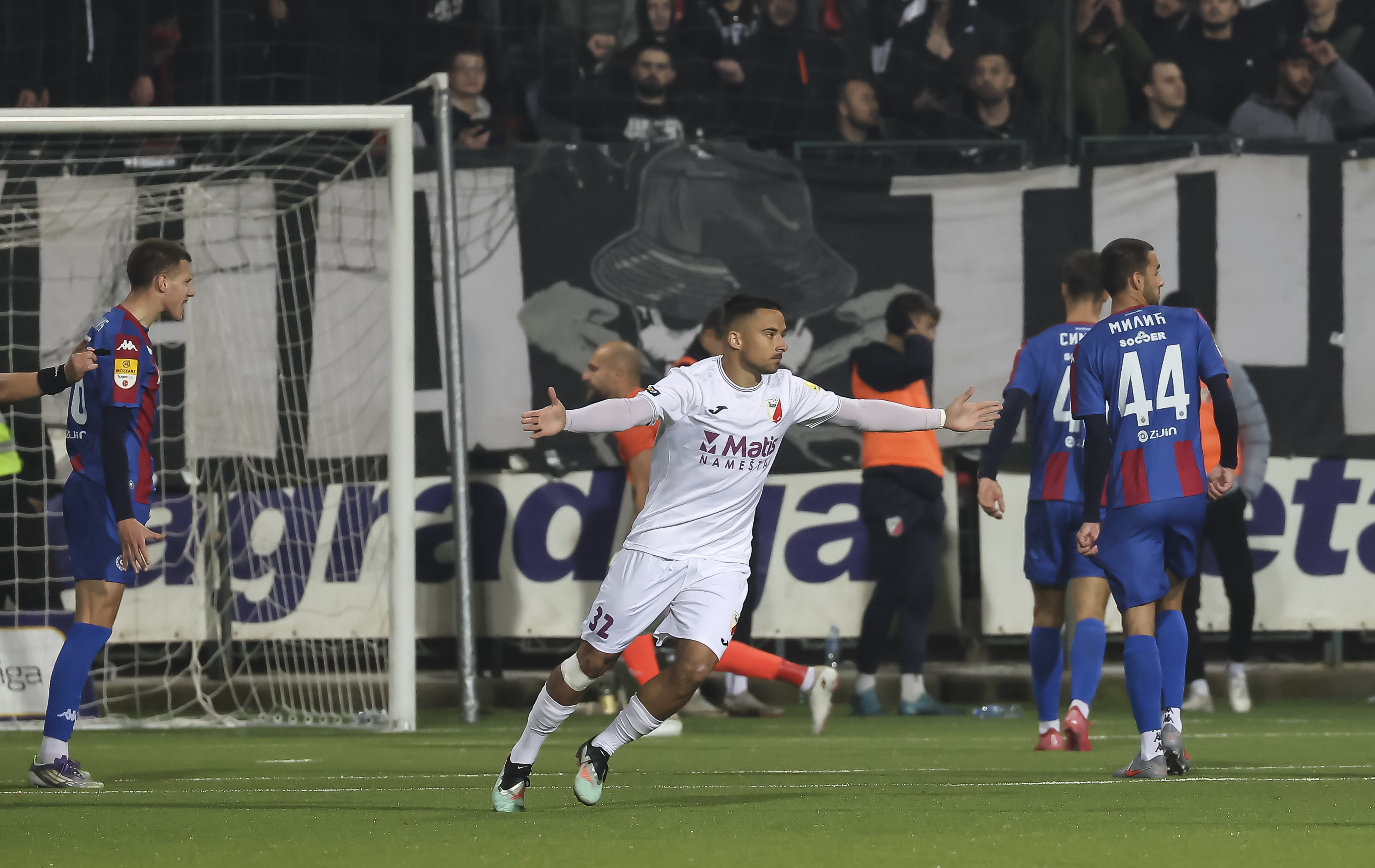 JAVOR-PARTIZAN_38