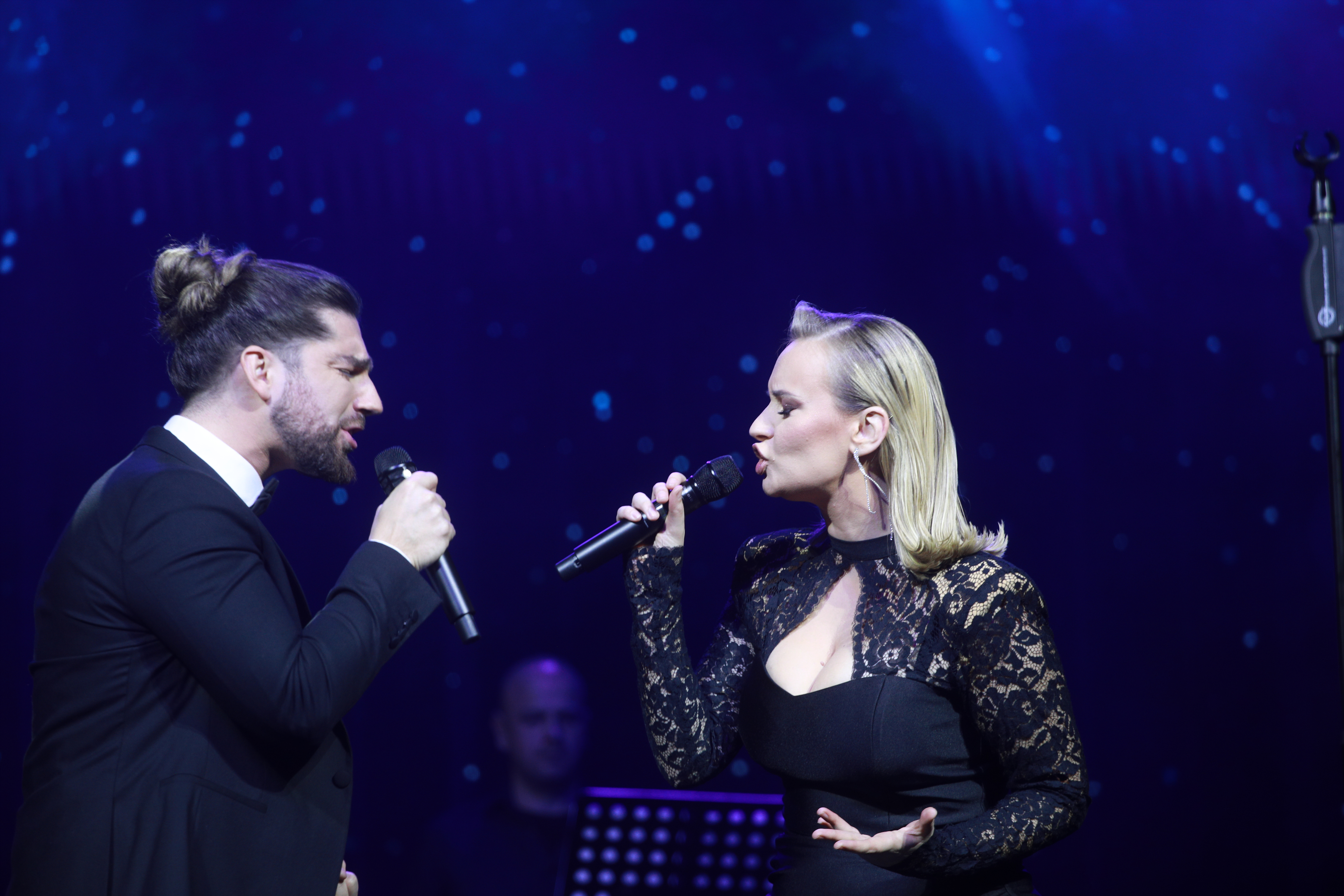 Two top performers – Stefan Zdravkovic - Princ od Vranje, one of the best young vocalists in the region and Serbia's representative at Eurovision, and Sejla Zonic, recognized for her power of interpretation, impeccable performance of sevdah and pop and wi