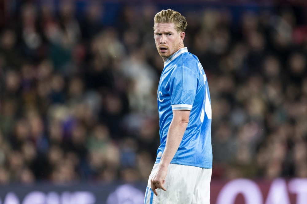 epa12471316 Kevin De Bruyne of SSC Napoli  reacts during the UEFA Champions League match between PSV Eindhoven and SSC Napoli at the Philips Stadion in Eindhoven, Netherlands, 21 October 2025.  EPA/Robin van Lonkhuijsen