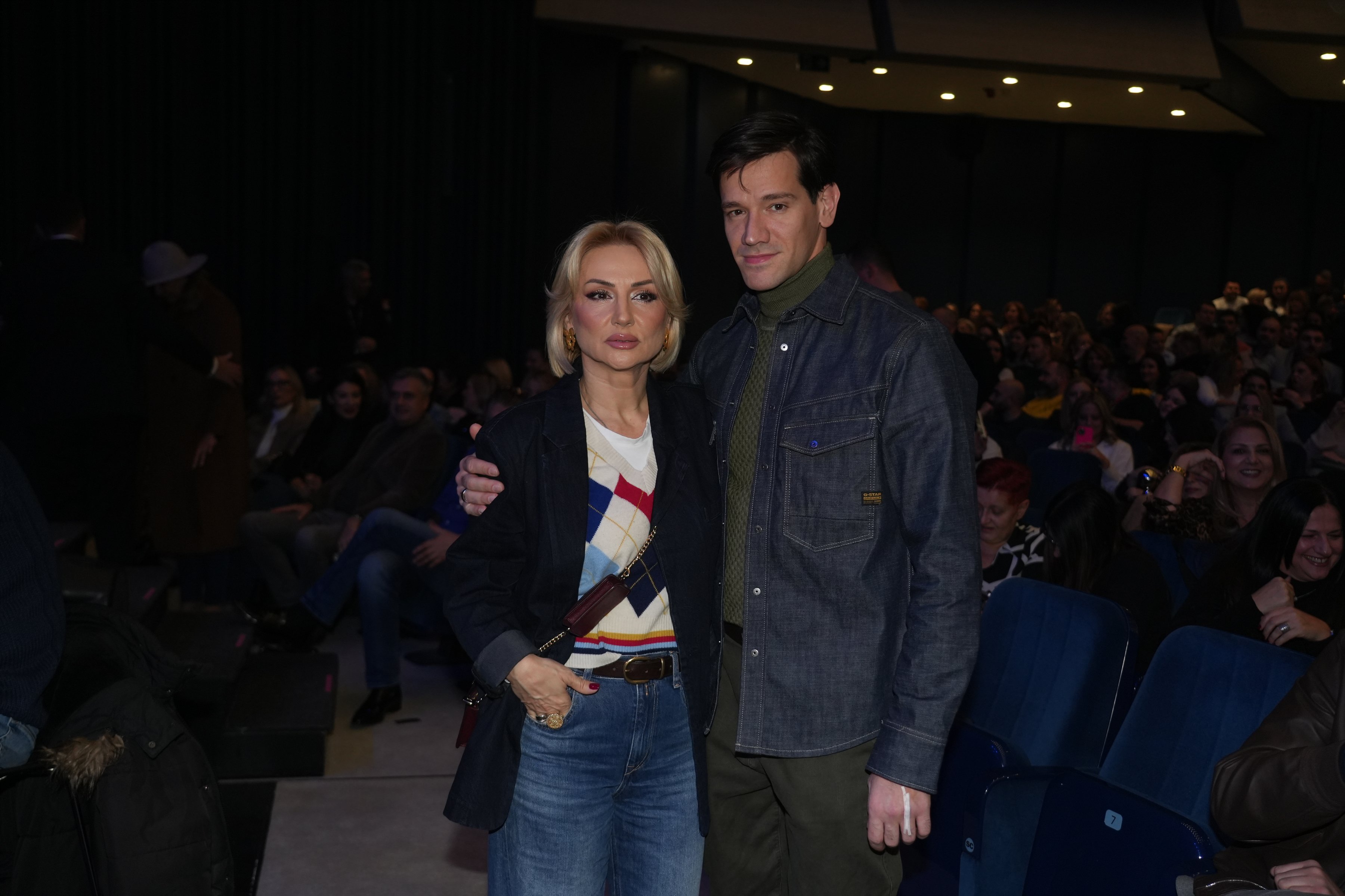 After 33 years since the release of the first song "Da l’ si ikada mene voljela", one of the most beloved performers from our region, Nenad Knezevic Knez returned to Sava Centar and organized a concert dance – pop spectacle, in a special evening called "M