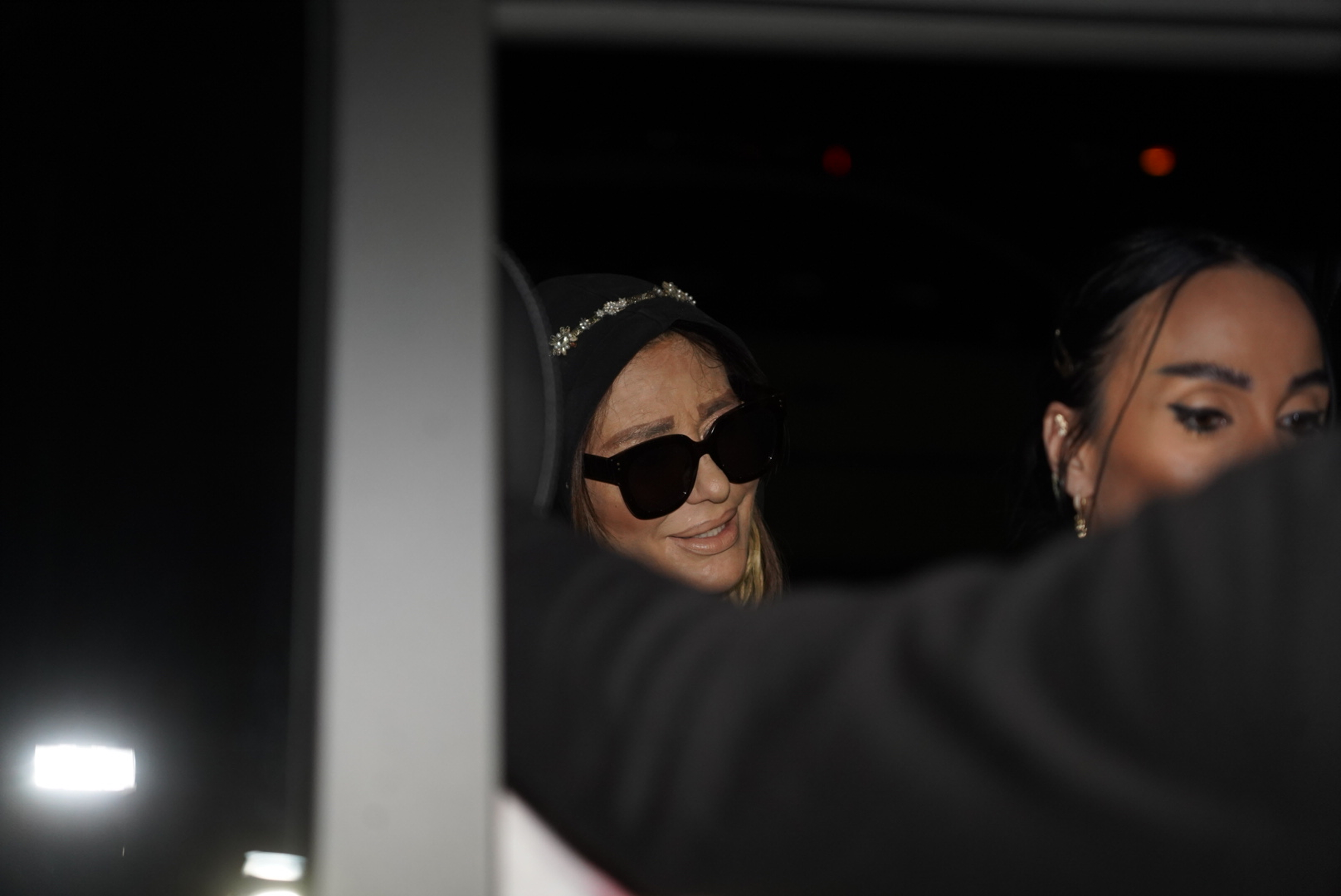 Singer Ana Nikolic has finally arrived from Dubai after the drama.Pevacica Ana Nikolic je posle drame konacno stigla iz Dubaija.