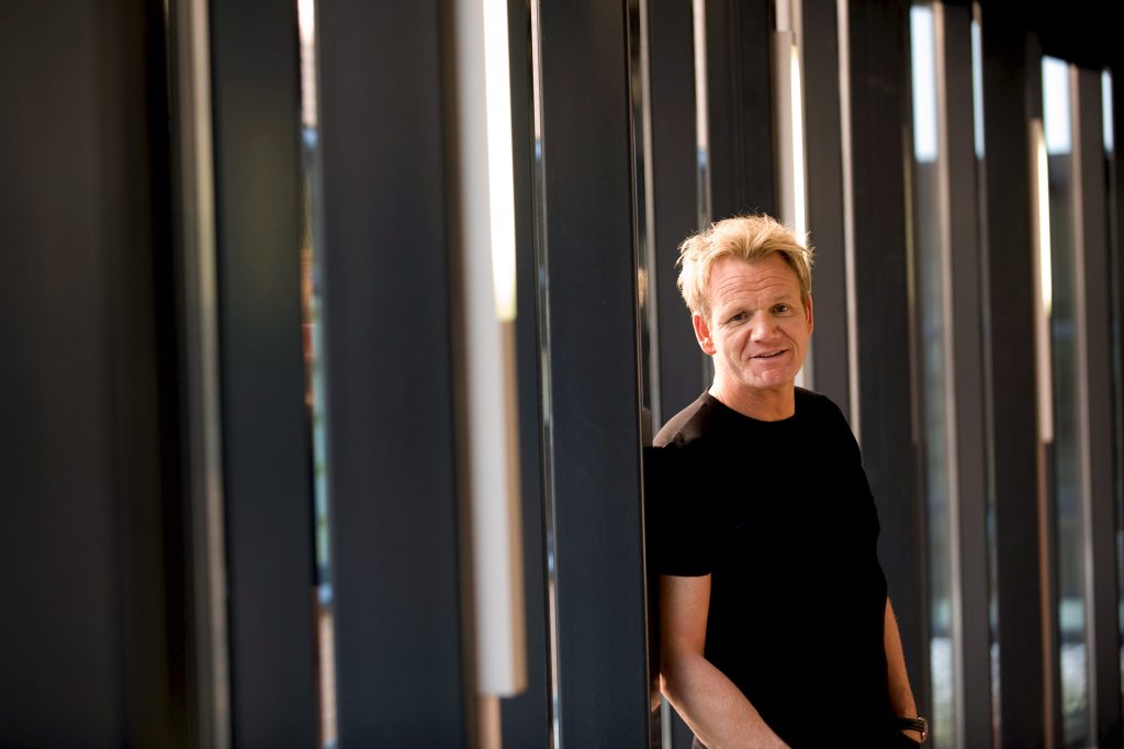 Gordon Remzi, kuvar
epa01508633 British celebrity chef Gordon Ramsay visits Hilversum, Netherlands, 03 October 2008. His visit is to promote his new book.  EPA/TOUSSAINT KLUITERS