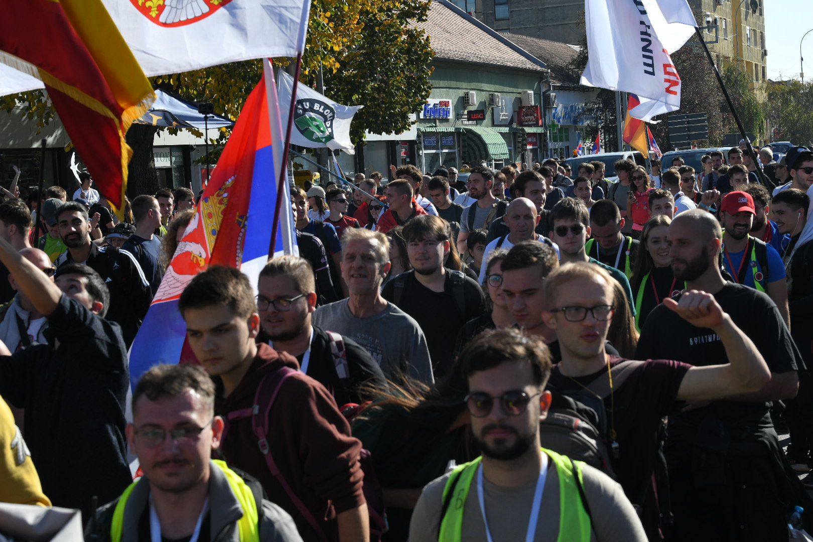 Inđija 31. oktobar 2025. Studenti pešaci nakon noći provedene u Inđiji na putu do Novog Sada, studenti krenuli  Foto:Amir Hamzagić/Nova.rs
