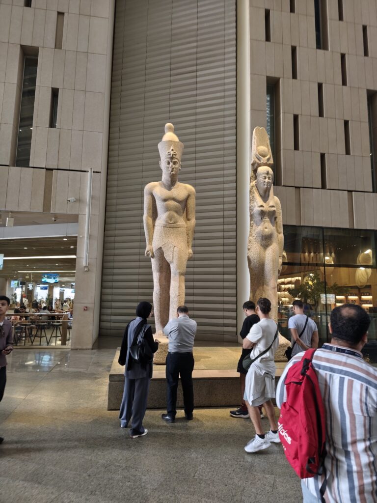 Egipat, Novootvoreni Veliki egipatski muzej, palto u Gizi Foto: Miljana Isailović/Nova.rs