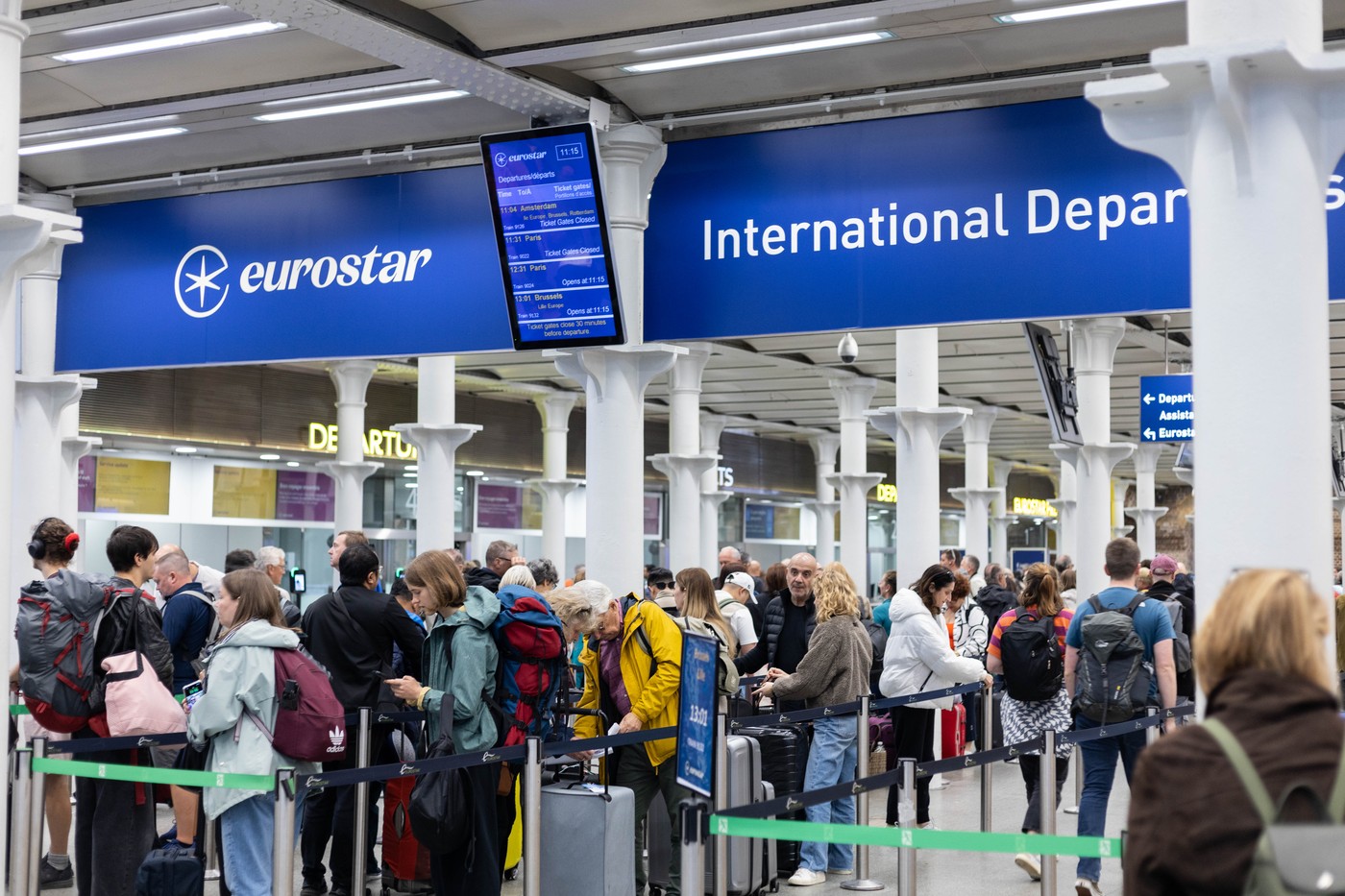 EES to Redefine EU Travel: New Biometric Border Rules for UK Travellers - 11 Oct 2025