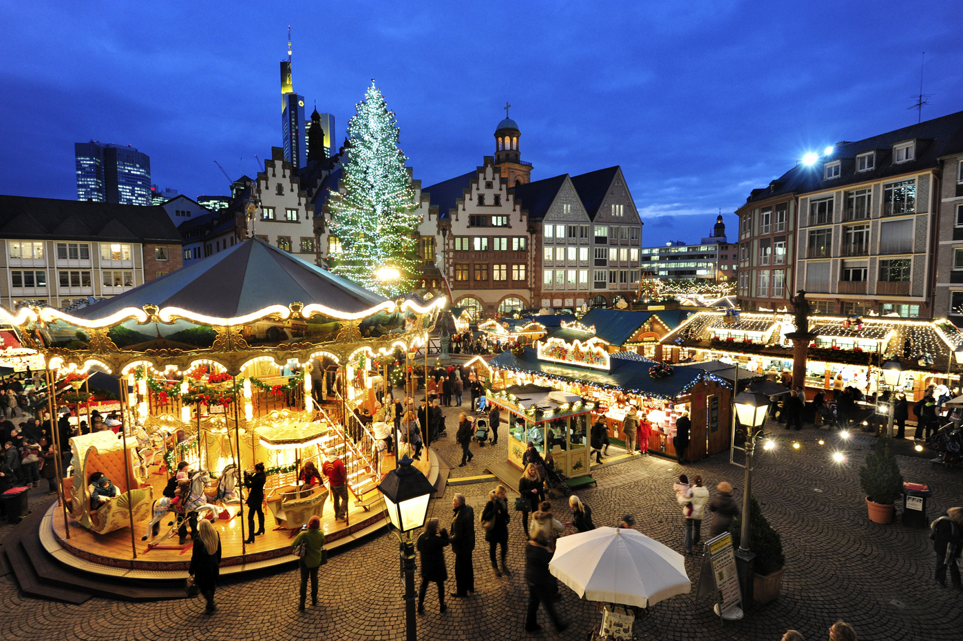 Christmas market in the evening, carousel at the Römer, Römerberg, Old Town, Frankfurt am Main, Hesse, Germany, Europe,Image: 997319286, License: Rights-managed, Restrictions: , Model Release: no, Credit line: Michael Zegers / imageBROKER / Profimedia