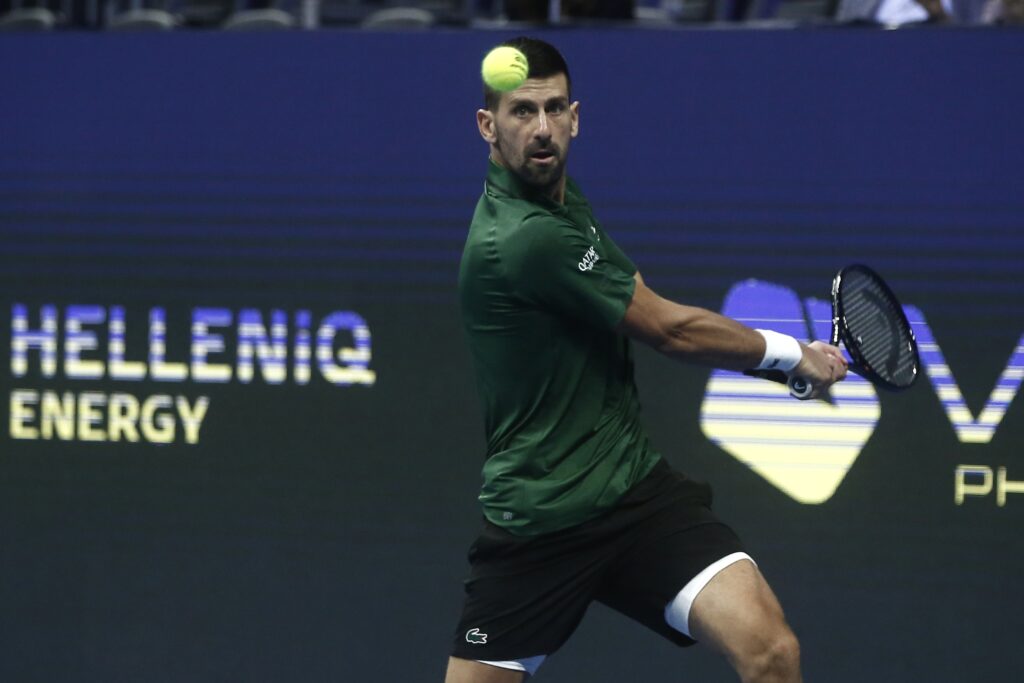 epa12510818 Novak Djokovic of Serbia in action against Yannick Hanfmann of Germany (not pictured) during the men's semi finals match of the ATP Hellenic Championship tennis tournament, in Athens, Greece, 07 November 2025.  EPA/YANNIS KOLESIDIS
