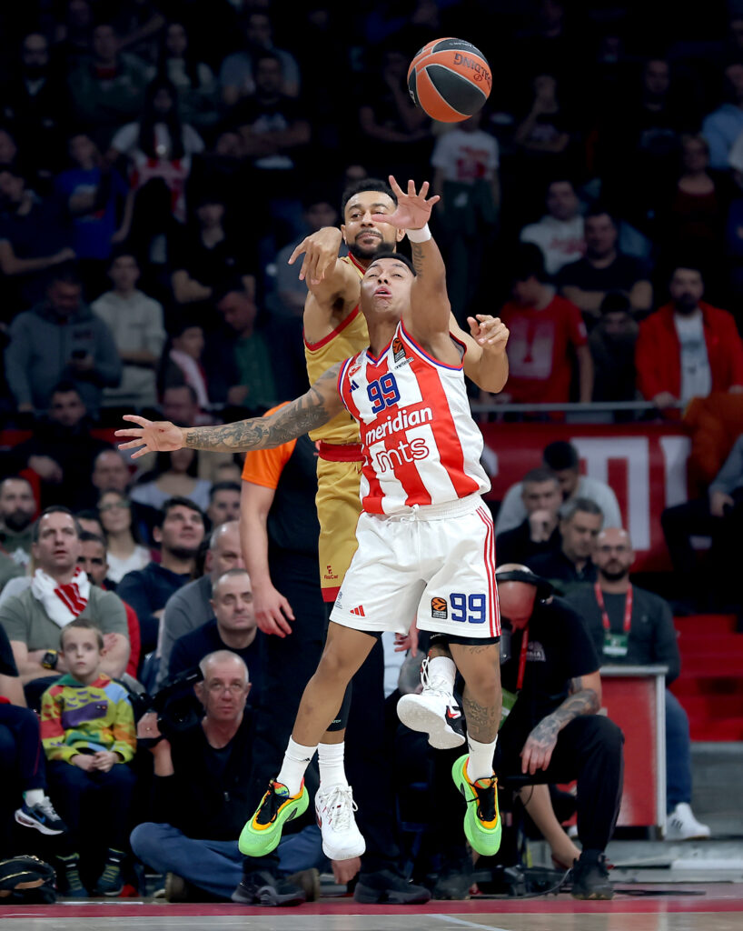 during regular season round 15 Euroleague basketball match between Crvena Zvezda (Red Star) and Olympiacos in Belgrade, Serbia on Dec. 13, 2024.
photo: Pedja Milosavljevic/STARSPORT