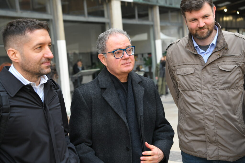 Beograd, 27.12.2023. Protest studenata ispred Filozofskog fakulteta povodom izborne krađe Foto: Amir Hamzagić/Nova.rs