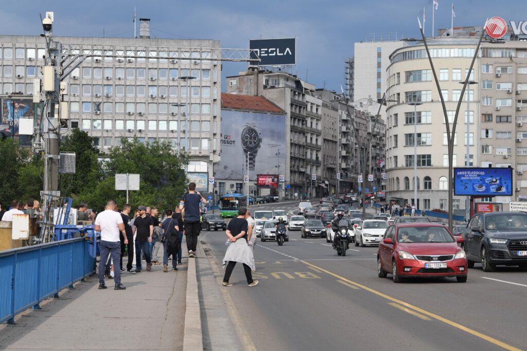 Beograd 27.05.2024. Brankov most, blokada saobraćaja, protest radnika, zaposlenih u GSP-u. GSP, Gradsko saobraćajno preduzeće, protest, blokada saobraćaja, blokada žute trake, žuta traka Foto: Filip Krainčanić/Nova.rs