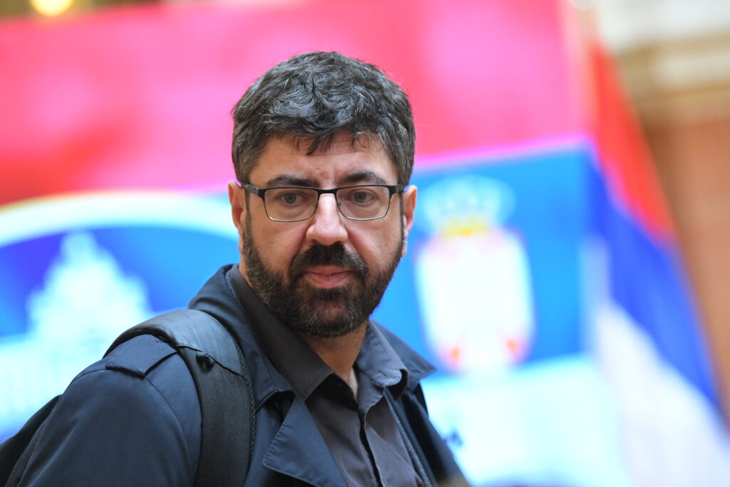 Beograd 18. april 2024. Radomir Lazovic Skupstina Srbije, konferencija za novinare pokreta Foto:Amir Hamzagić/Nova.rs