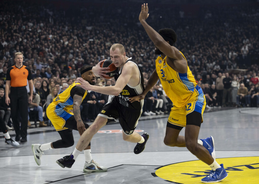 1705095395-PARTIZAN-MACCABI_47-1024x727.jpg