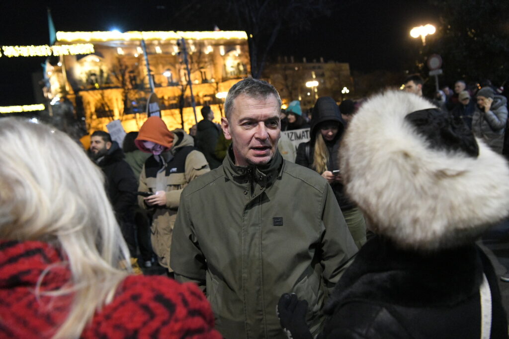 Beograd 23.12.2023. Protest građana ispred zgrade RIK-a. Protest, RIK Foto: Amir Hamzagić/Nova.rs