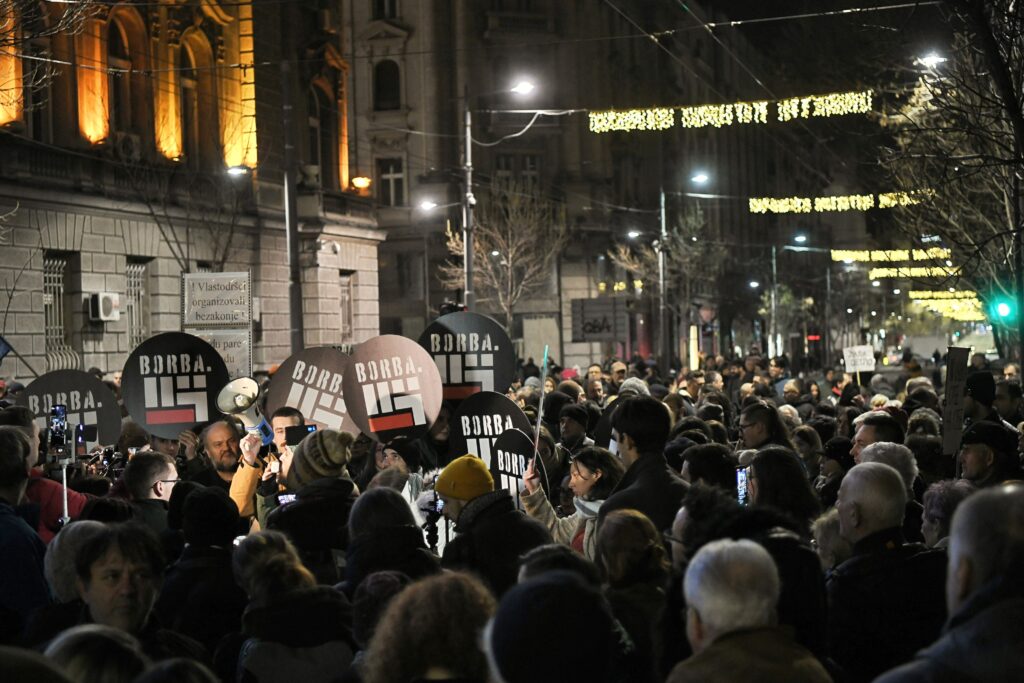 Beograd 21.12.2023. Protest građana ispred zgrade RIK-a, RIK, protest, građani, gradjani Foto: Goran Srdanov/Nova.rs