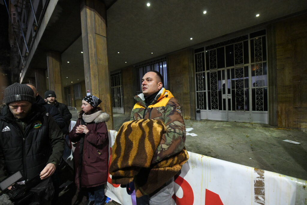 Beograd 19. decembar 2023. Protest opozicije Srbija protiv nasilja ispred zgrade Republičke izborne komisije RIK-a zbog kradje izbora Foto:Amir Hamzagić/Nova.rs