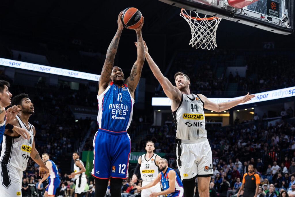 during the 2023/2024 Turkish Airlines EuroLeague match between Anadolu Efes v Partizan Mozzart Bet Belgrade at Sinan Erdem Sports Hall on November 24, 2023 in Istanbul, Turkey. (Photo by Nikola Gligic/Starsport.rs ©)