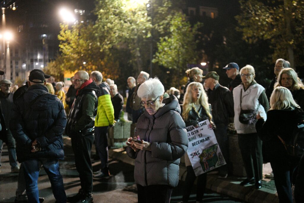 Beograd 04.11.2023. Protest Srbija protiv nasilja, 27. po redu protest Srbija protiv nasilja, okupljanje građana, gradjana ispred Narodne Skupštine Foto: Filip Krainčanić/Nova.rs
