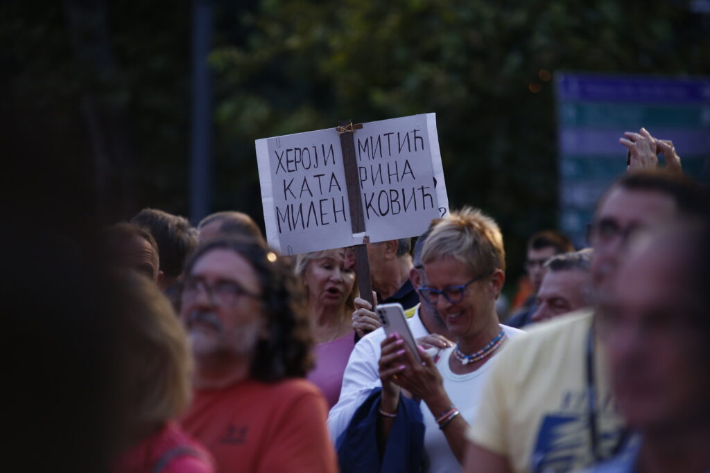 Beograd 23.09.2023. Dvadeset prvi protest, 21. protest Srbija protiv nasilja,  ispred Narodne skupštine, Skupština Srbije Foto: Amir Hamzagić/Nova.rs