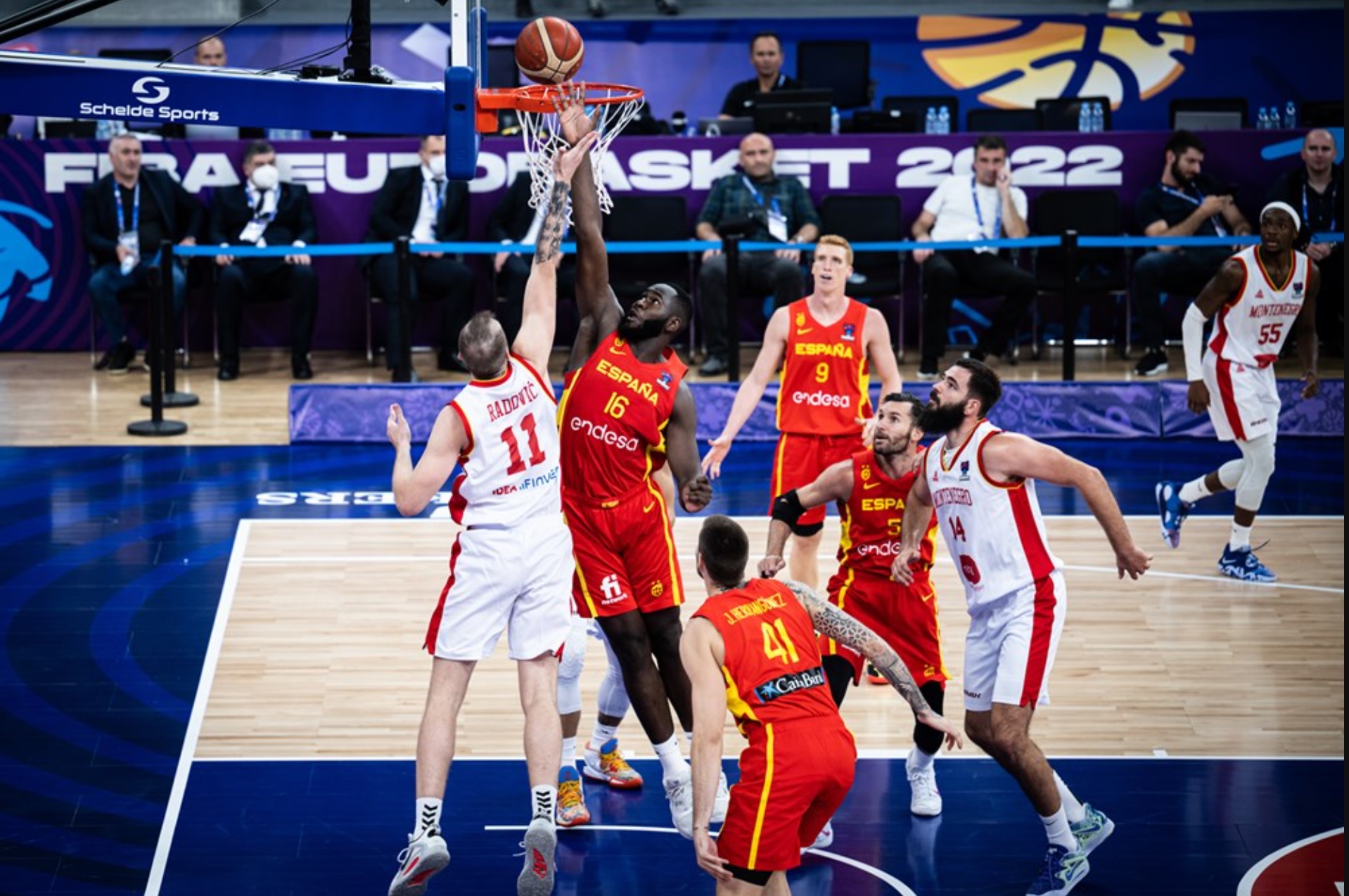 1662477973-spanija-crna-gora.jpg