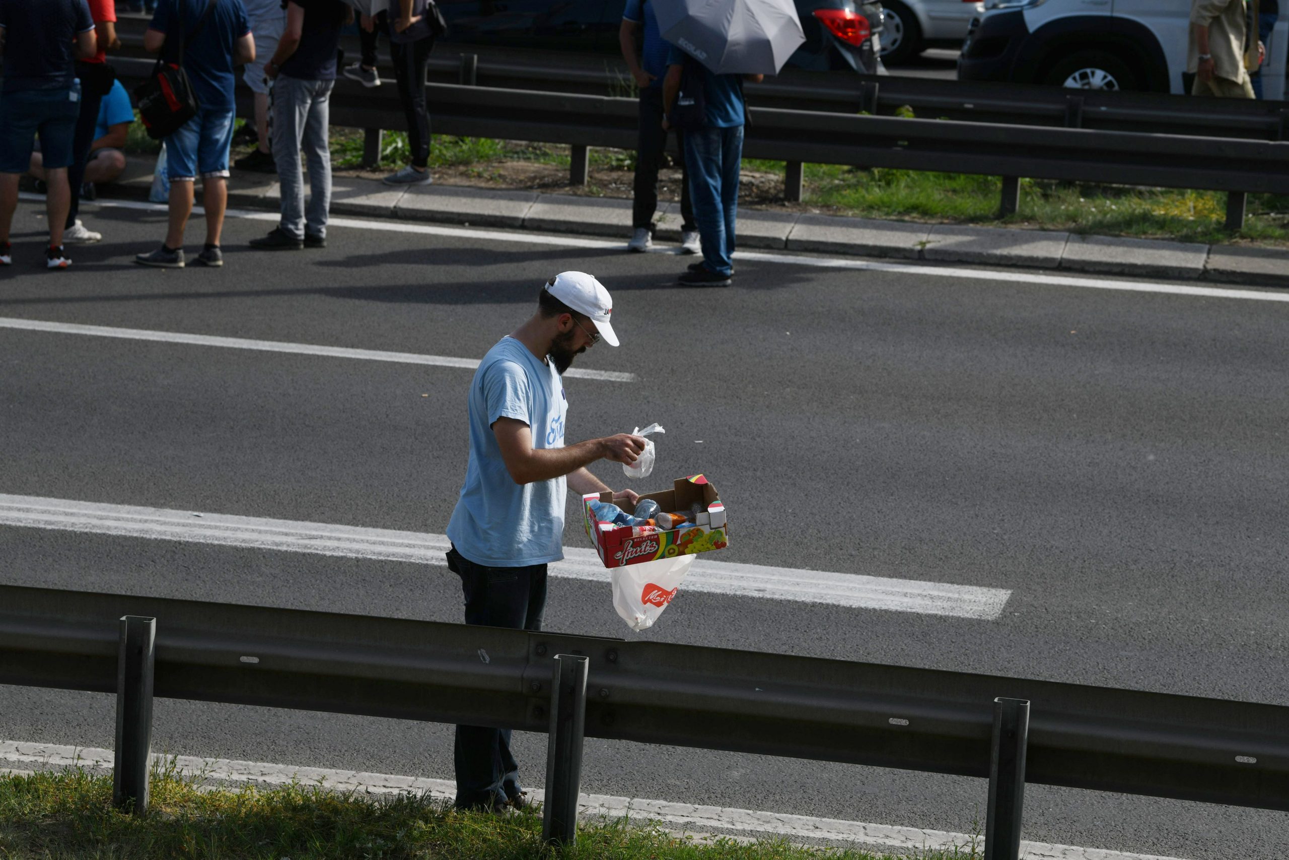 Beograd 22.06.2022 Beograd 22.06.2022.  Radnici Fijata, protest, fijat, blokada, štrajk, auto put autoput beograd