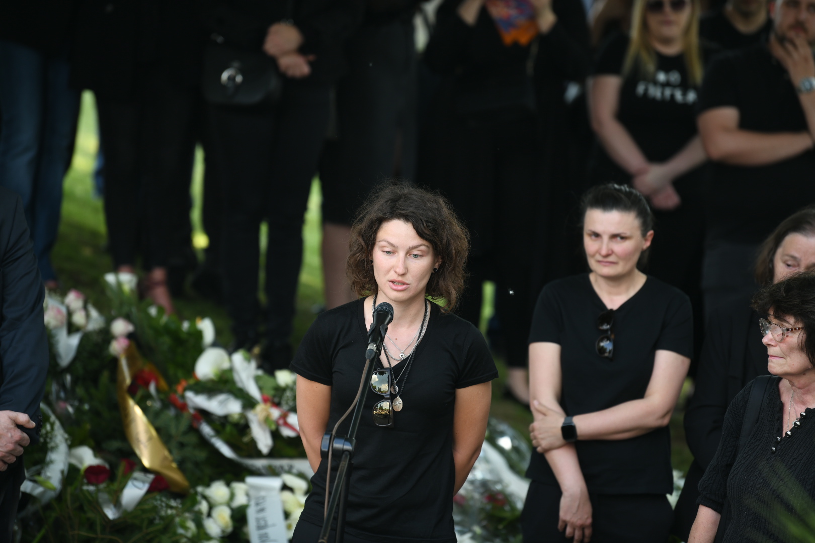 Beograd 11.05.2022. Sahrana Veselina Simonovica u Aleji zaslužnih građana, gradjana Foto: Vesna Lalić/Nova.rs