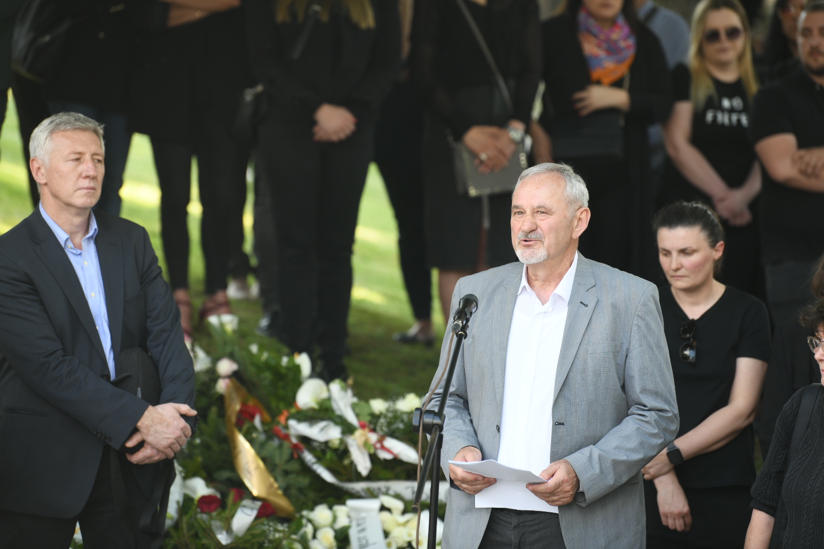 Beograd 11.05.2022. Sahrana Veselina Simonovica u Aleji zaslužnih građana, gradjana Foto: Vesna Lalić/Nova.rs