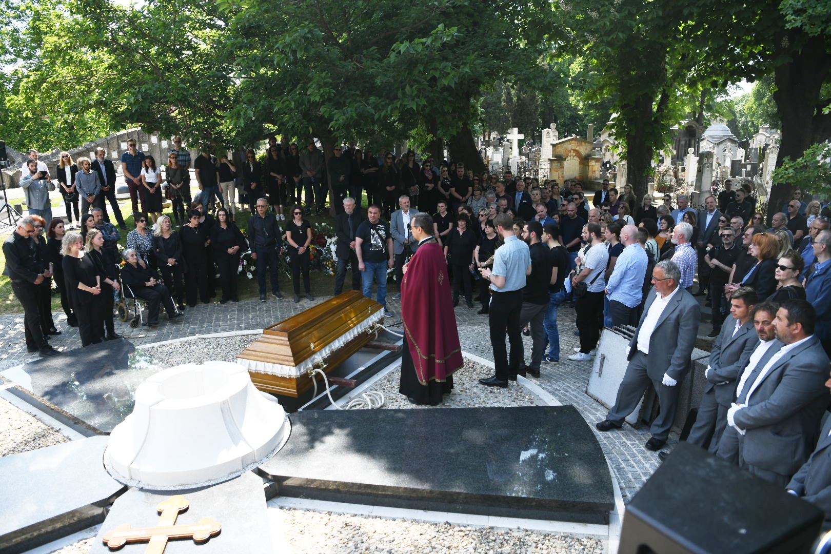 Beograd 11.05.2022. Sahrana Veselina Simonovica u Aleji zaslužnih građana, gradjana Foto: Vesna Lalić/Nova.rs