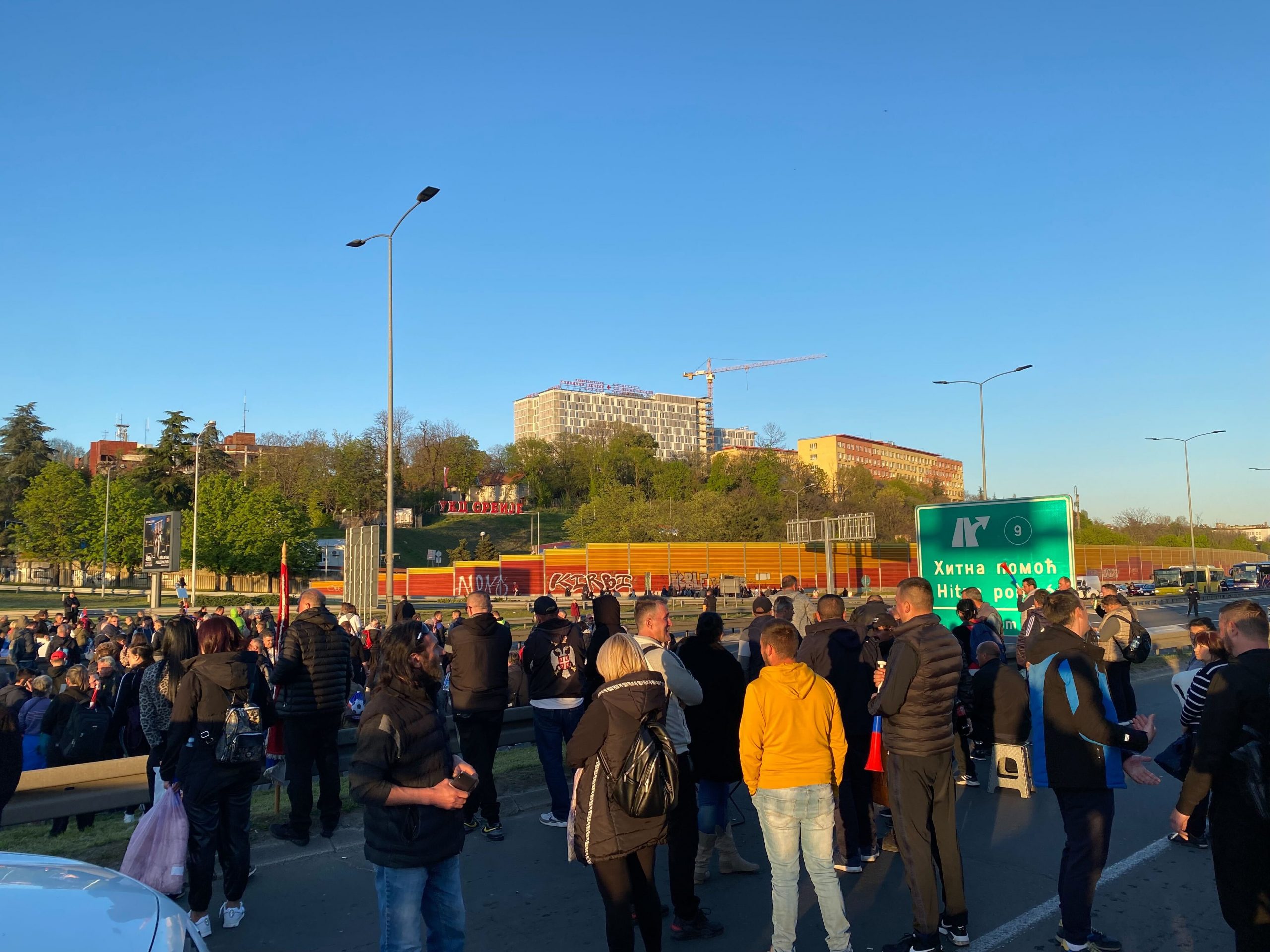 Pijačni prodavci protest autoput blokiran gazela