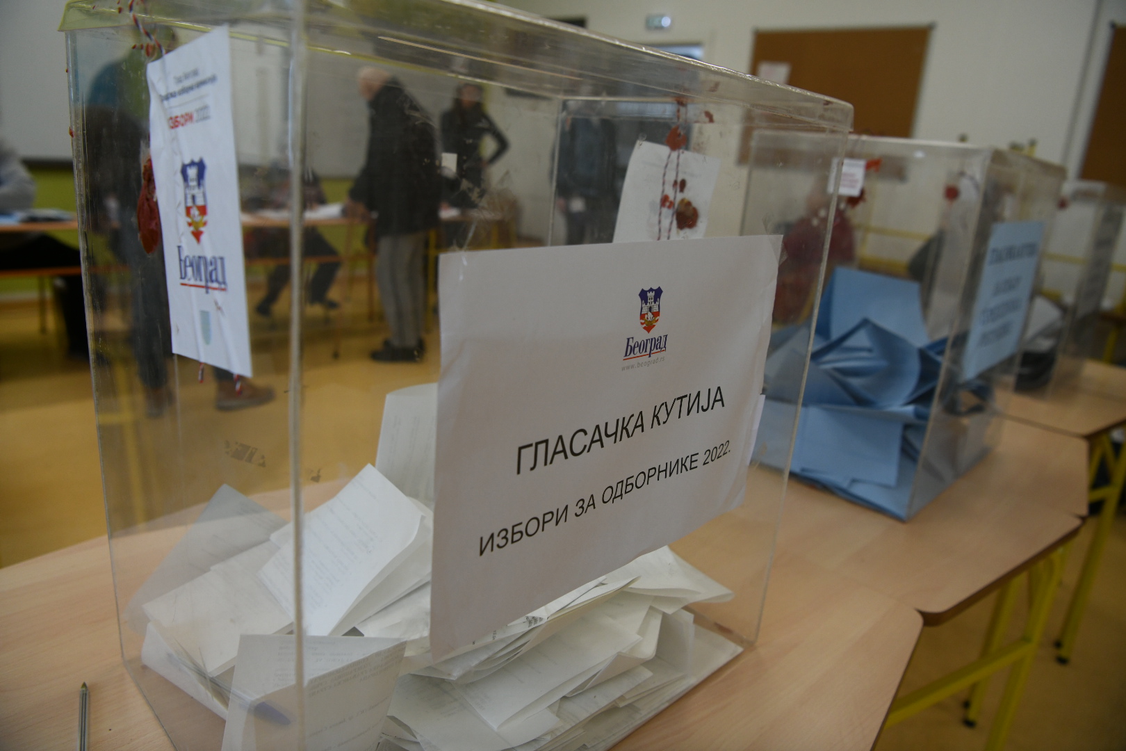Beograd 03.04.2022 izbori glasanje  za izbor odbornika, glasačka kutija