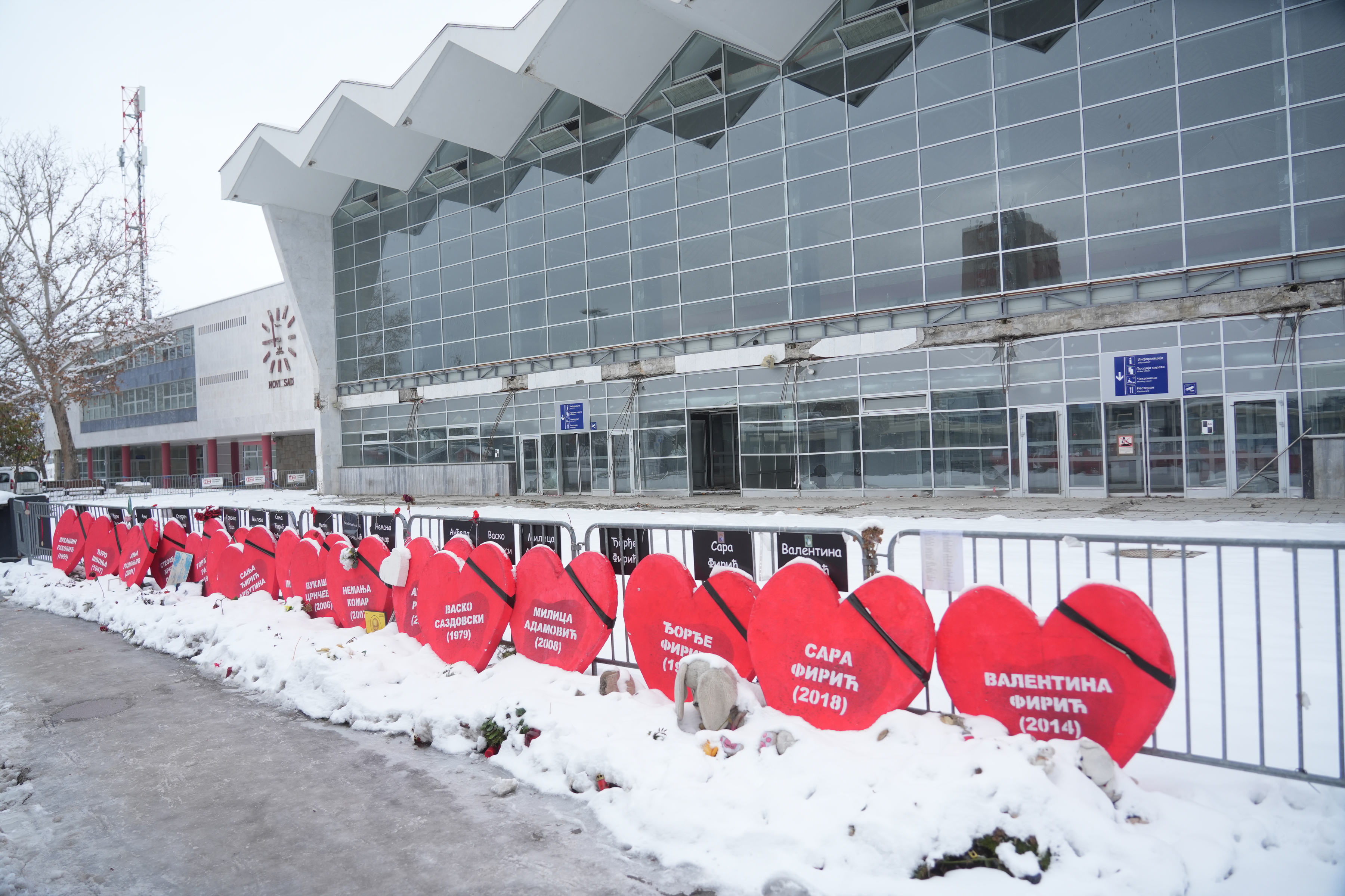 The red hearts inscribed with the names of those killed in the collapse of the canopy at the Novi Sad Railway Station, which were left by students and citizens at the protective fence during the commemoration of the anniversary of the tragedy and the larg