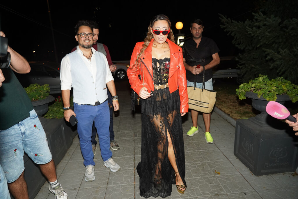 17, August, 2022, Belgrade - Ana Nikolic's performance at the National Class restaurant. Ana Nikolic. Photo: Antonio Ahel/ATAImages
17, avgust, 2022, Beograd - Nastup Ane Nikolic u restoranu Nacionalna klasa. Photo: Antonio Ahel/ATAImages