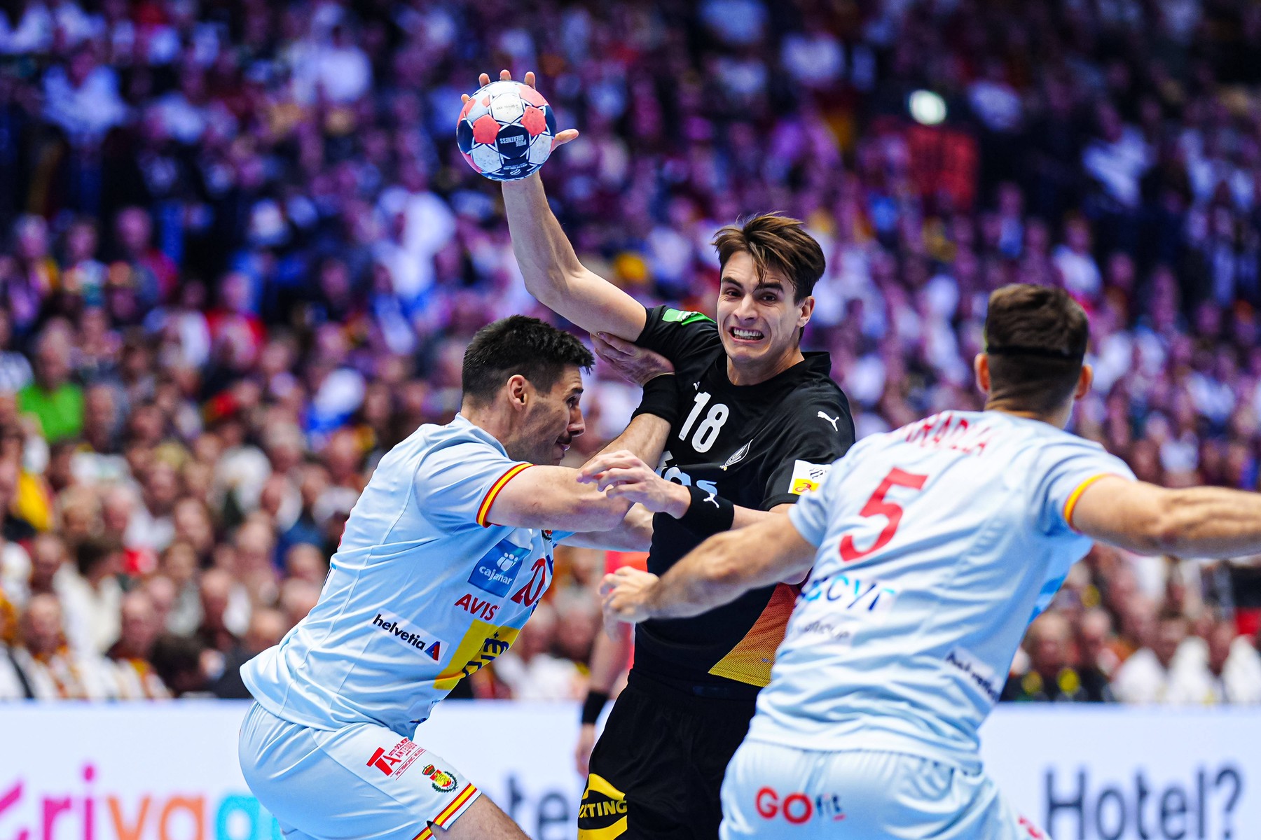 DEN, Deutschland vs. Spanien, Handball, EHF Europameisterschaft 2026, Gruppe A, Spieltag 3, 19.01.2026