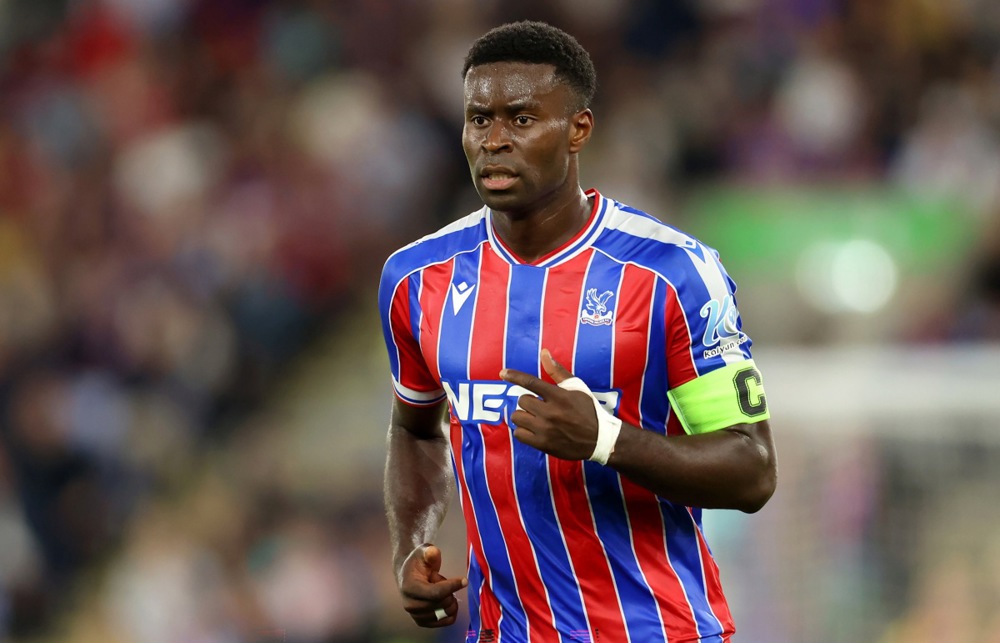 epa12315559 Marc Guehi of Crystal Palace in action during the UEFA Conference League play-offs, 1st leg match between Crystal Palace and Fredrikstad FK in London, Great Britain, 21 August 2025.  EPA/ANDY RAIN