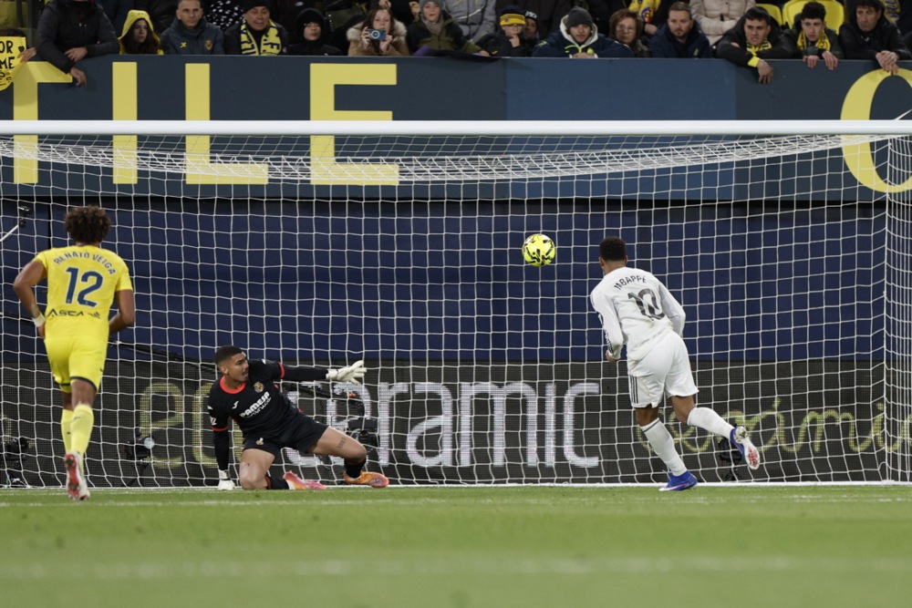 epa12678599 Real Madrid's Kylian Mbappe scores the 0-2 goal during the Spanish LaLiga soccer match between Villarreal CF and Real Madrid, in Villarreal, Spain, 24 January 2026.  EPA/Kai Forsterling