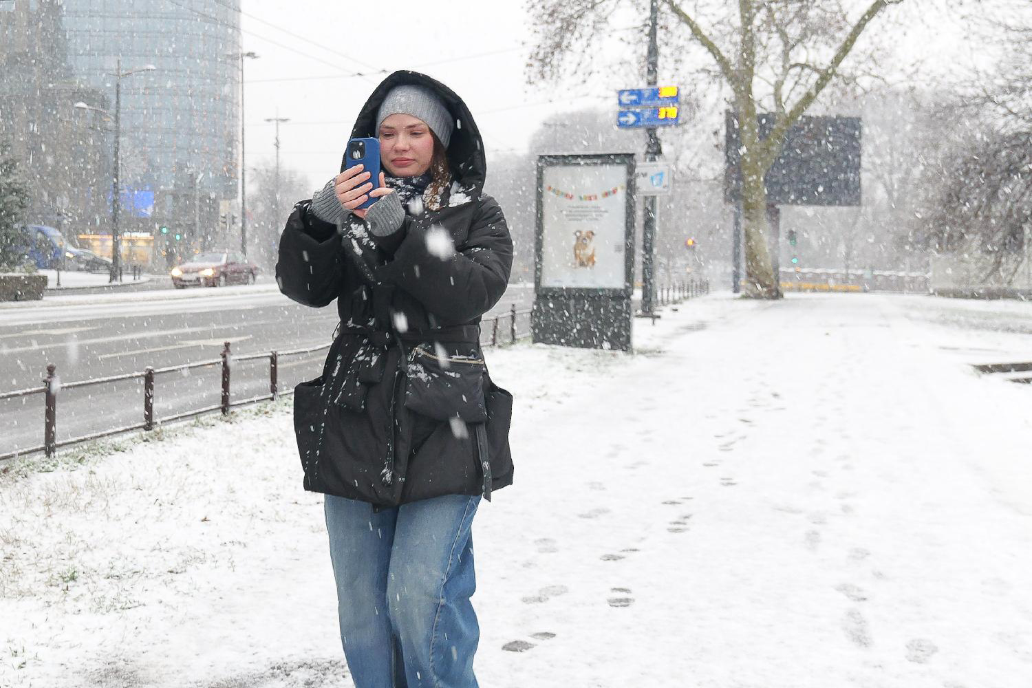Mesto: Beograd
Datum: Sun Jan 04 14:15:09 CET 2026
Dogadjaj: DRUŠTVO/VREME - Sneg u Beogradu
Fotoreporter: Milica Vučković
Izvor: FoNet