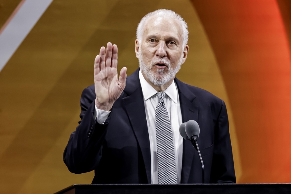 epa10798079 Naismith Basketball Hall of Fame Class of 2023 inductee Gregg Popovich addresses the audience at Symphony Hall, in Springfield, Massachusetts, USA, 12 August 2023.  EPA/CJ GUNTHER SHUTTERSTOCK OUT