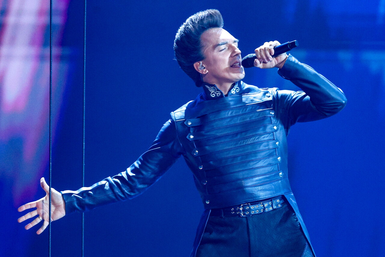 Россия. Москва. Певец Слободан Тркуля, представляющий Сербию на Международном музыкальном конкурсе "Интервидение" 2025, во время генерального прогона в концертном зале "Live Арена". Софья Сандурская/фотохост-агентство ТАСС для конкурса "Интервидение"