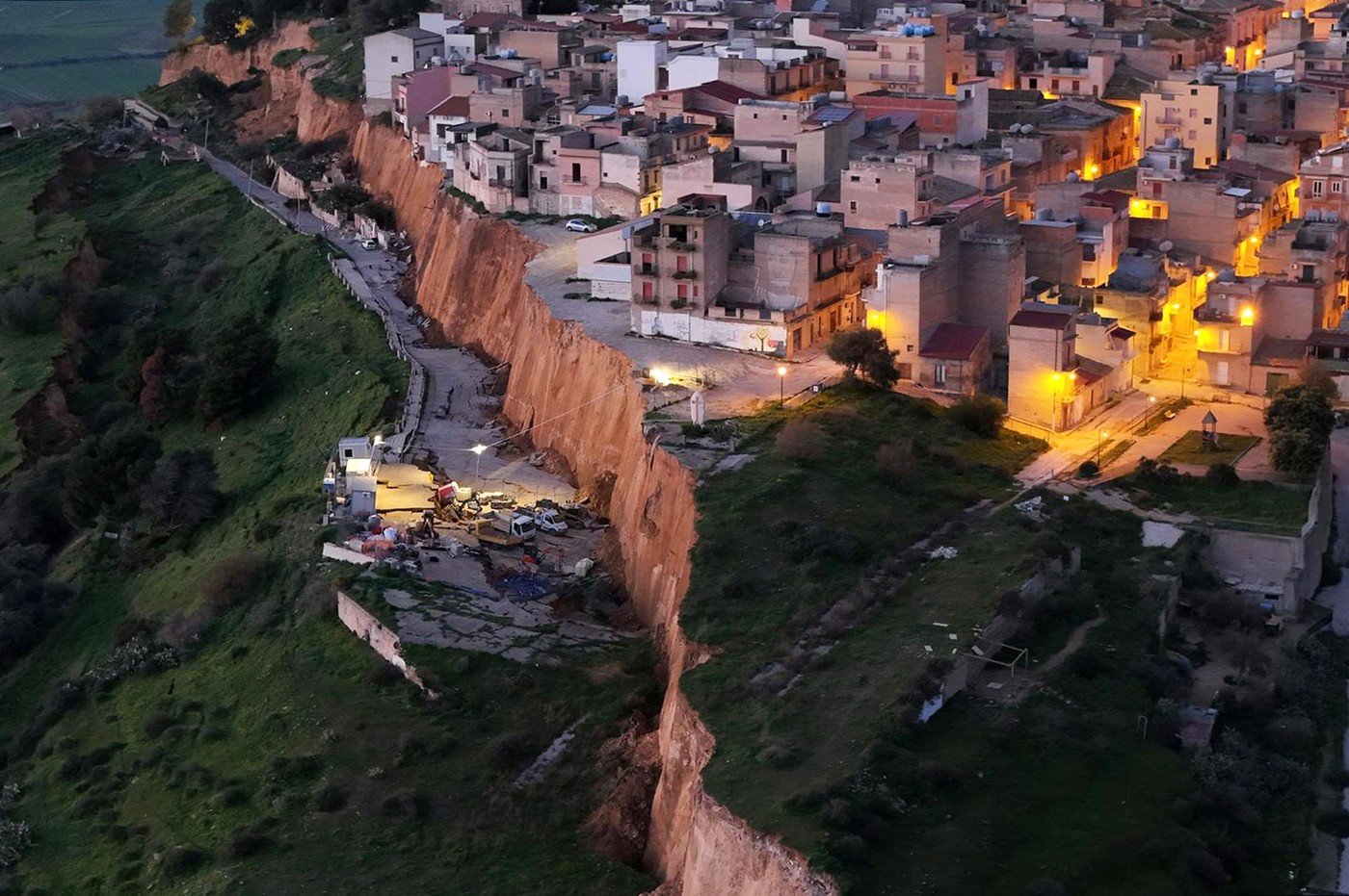 Sicily, Landslide in Niscemi: 1,500 People Evacuated, Caltanissetta, Italy - 27 Jan 2026