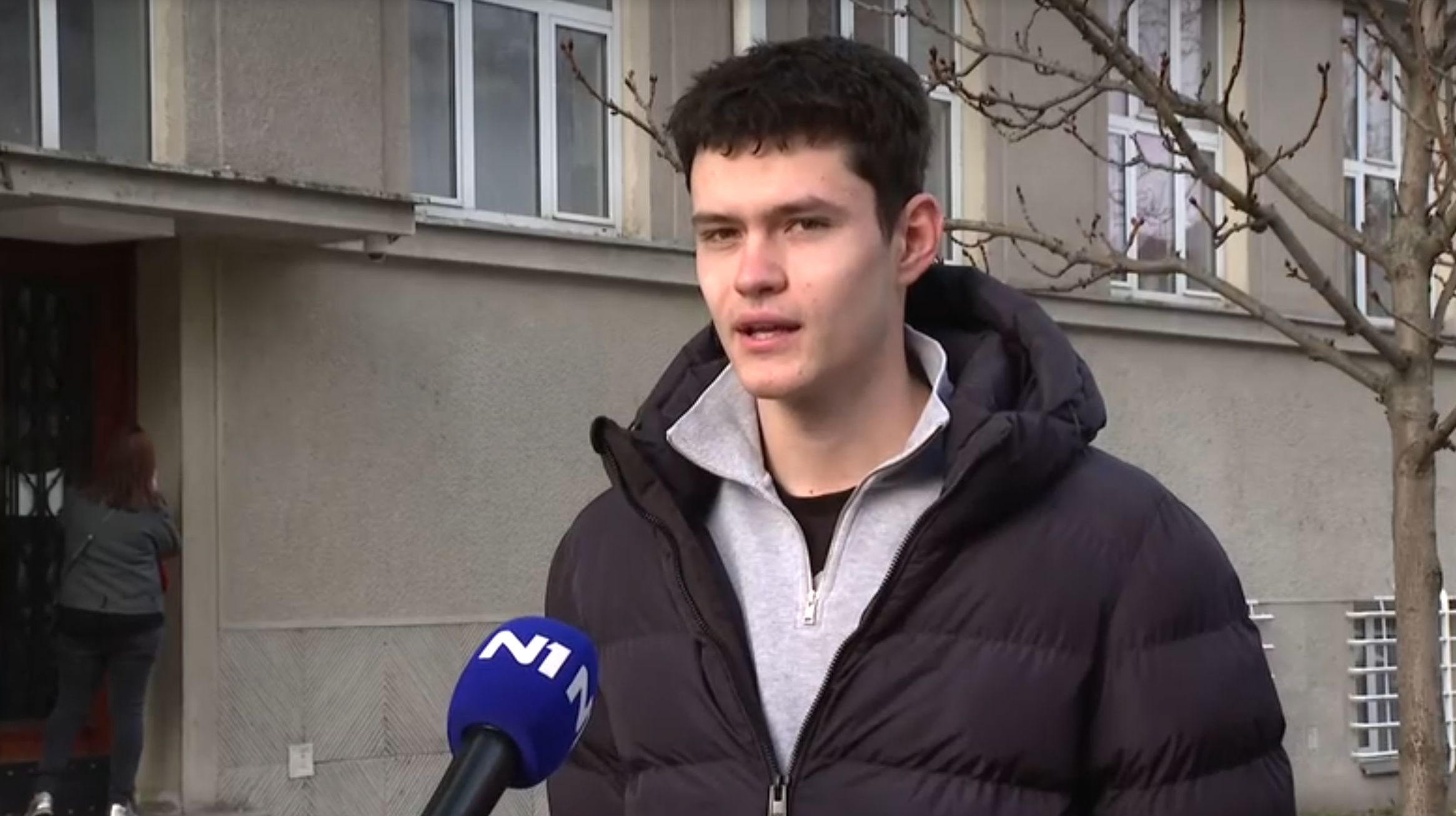 Učenik Pete gimnazije pita čime je v.d. direktorka zaslužila Svetosavsku nagradu