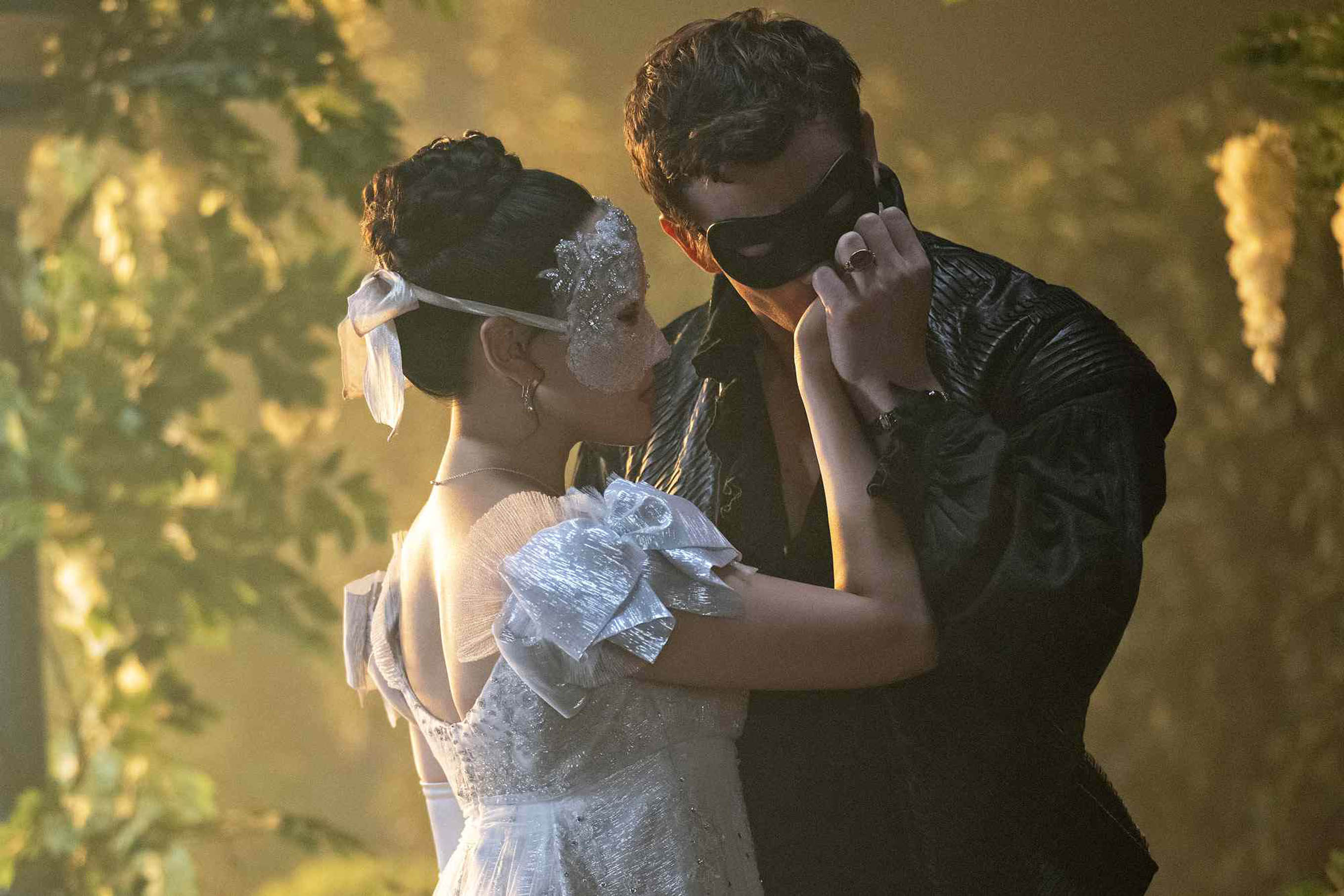 17-10-2025First look at upcoming season 4 of the TV series 'Bridgerton'.Pictured: Luke Thompson as Benedict Bridgerton, Yerin Ha as Sophie Beckett