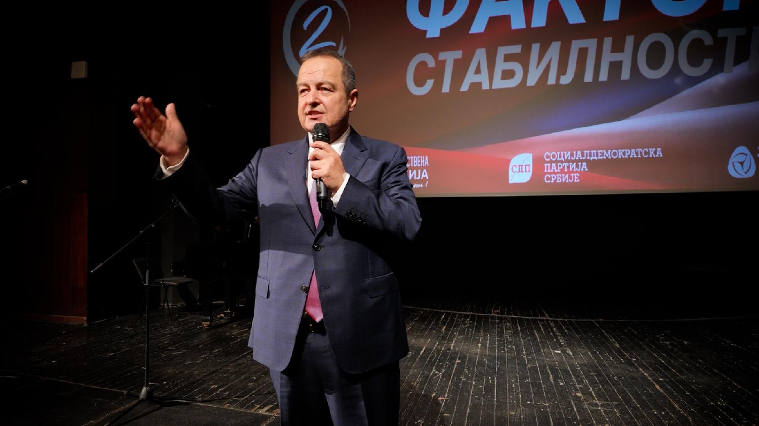 Predizborni skup SPS u Požarevcu foto_Ivica_Dacic_Pozarevac_6_b.jpg